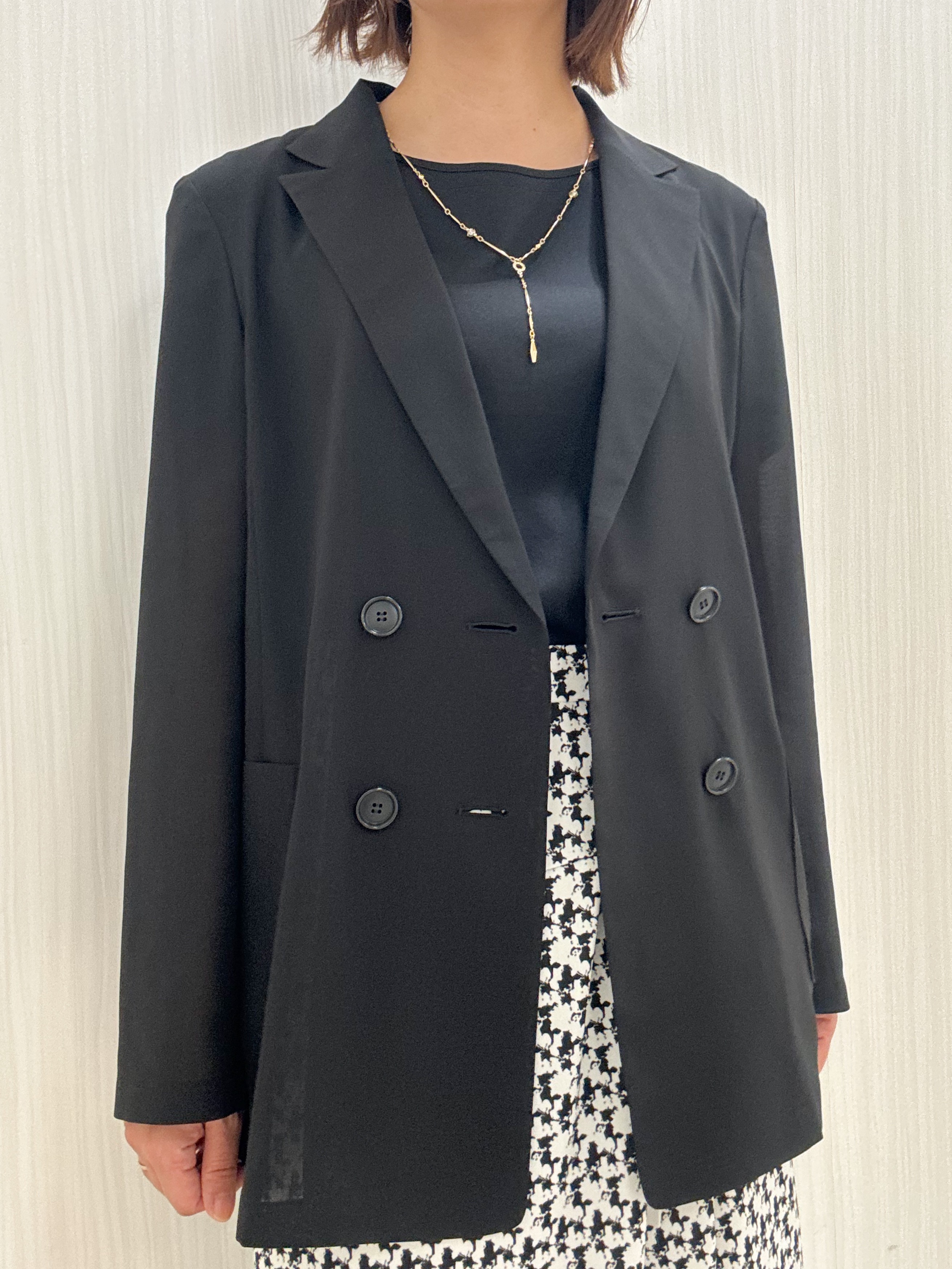 yuさんの「COUP DE CHANCE｜【手洗い可／日本製】シアーテーラード ジャケット」を使ったコーディネート