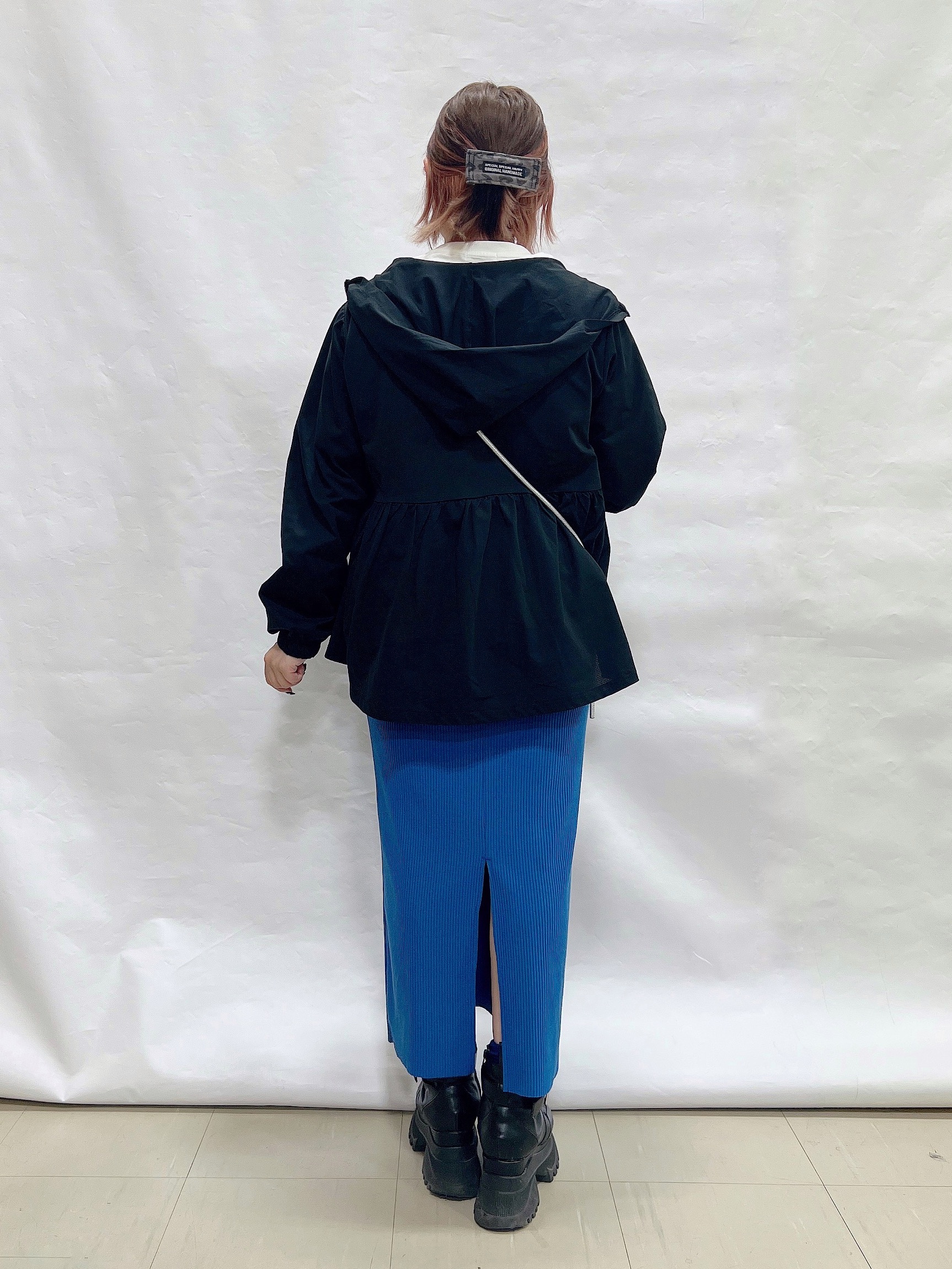YUIさんの「SHOO･LA･RUE｜【S-LL/体型カバー】日焼け対策にも女性らしさを UVカットペプラムパーカ」を使ったコーディネート