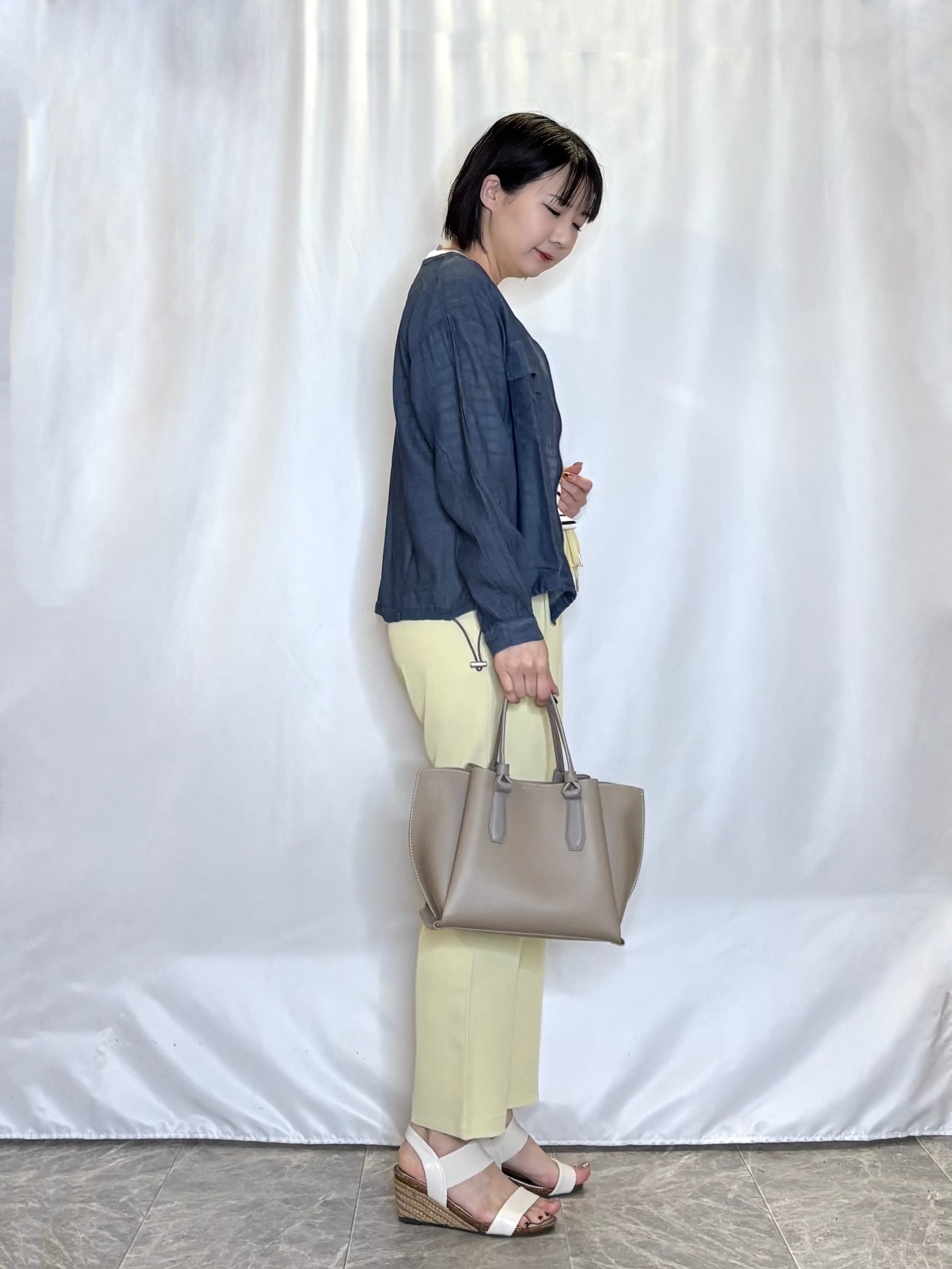 ネリさんの「SHOO･LA･RUE｜【毎日洗える/S-LL/UV】上半身すっきり 二の腕見せない5分袖ニット」を使ったコーディネート