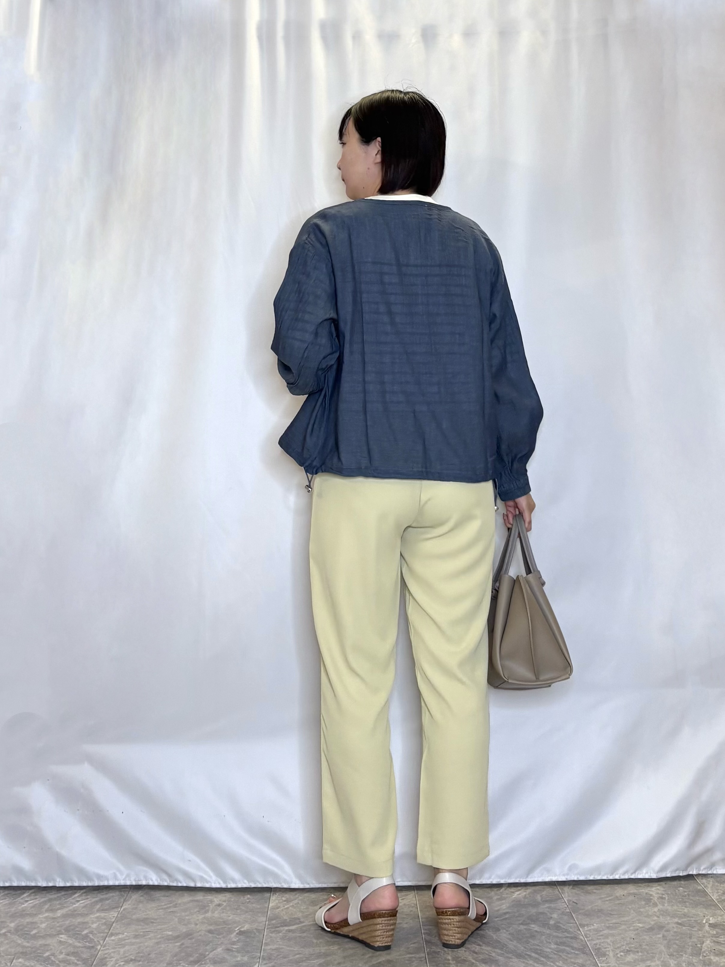 ネリさんの「SHOO･LA･RUE｜【毎日洗える/S-LL/UV】上半身すっきり 二の腕見せない5分袖ニット」を使ったコーディネート