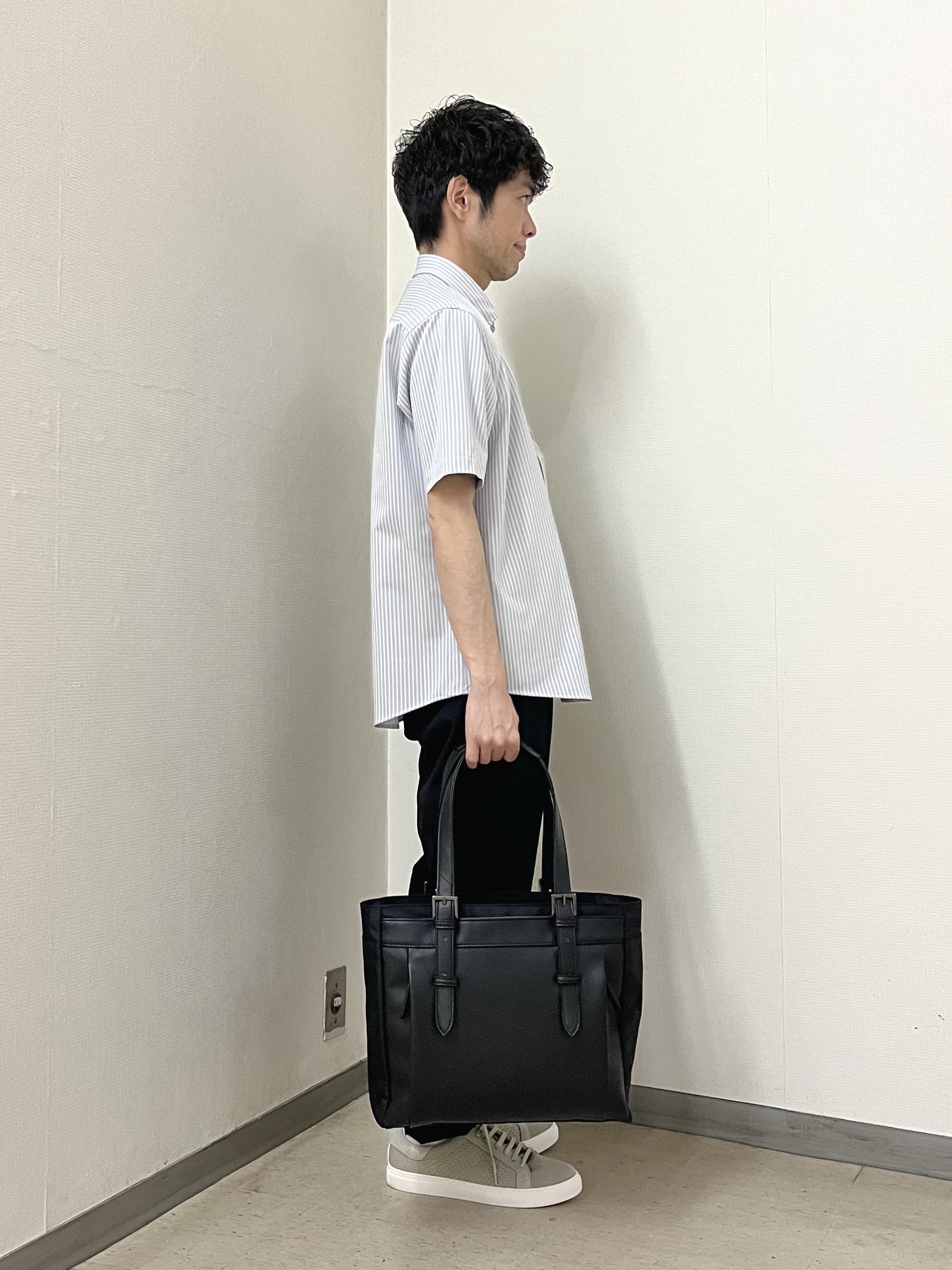 URAさんの「TAKEO KIKUCHI｜【接触冷感】ジャージストライプ シャツ」を使ったコーディネート