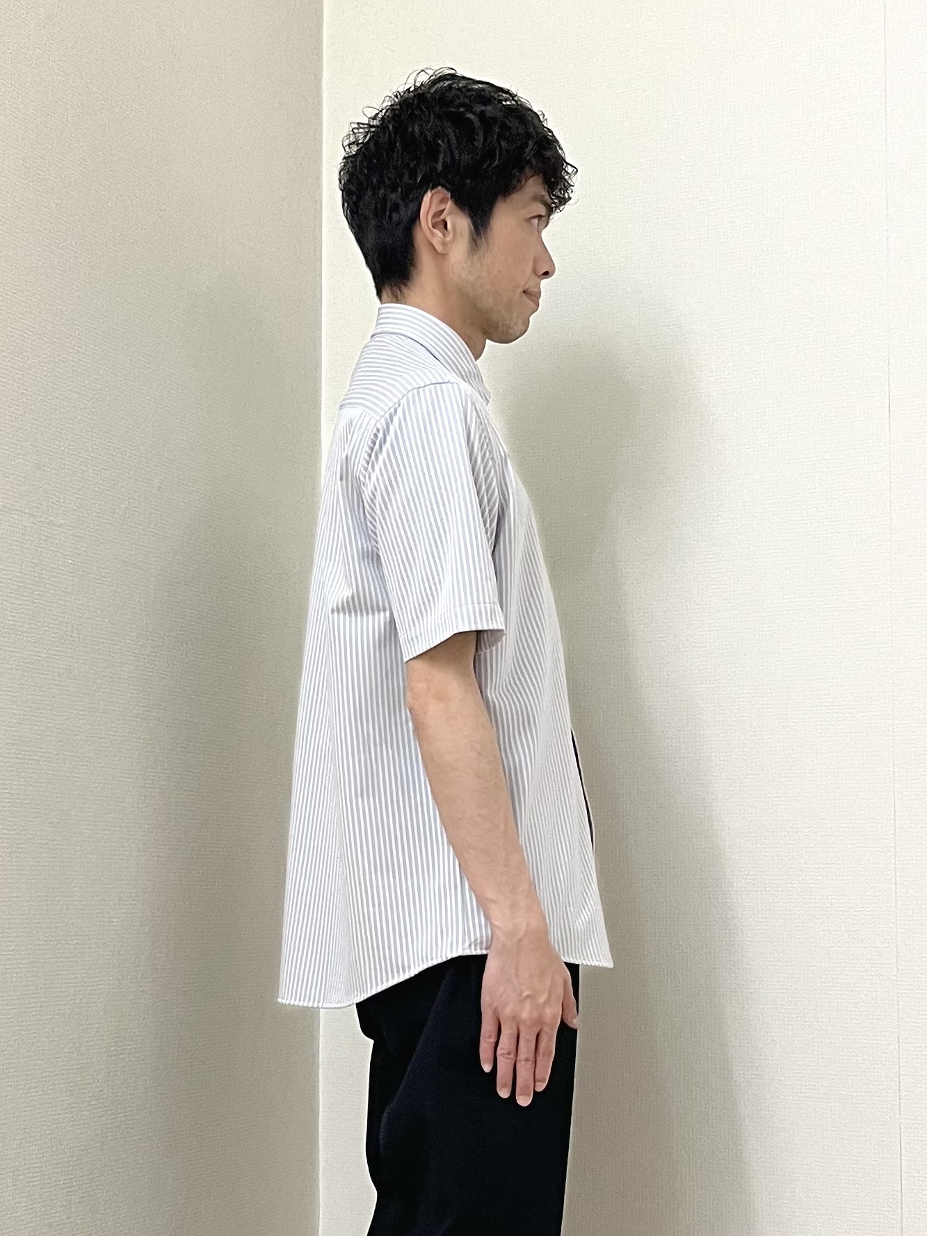 URAさんの「TAKEO KIKUCHI｜【接触冷感】ジャージストライプ シャツ」を使ったコーディネート