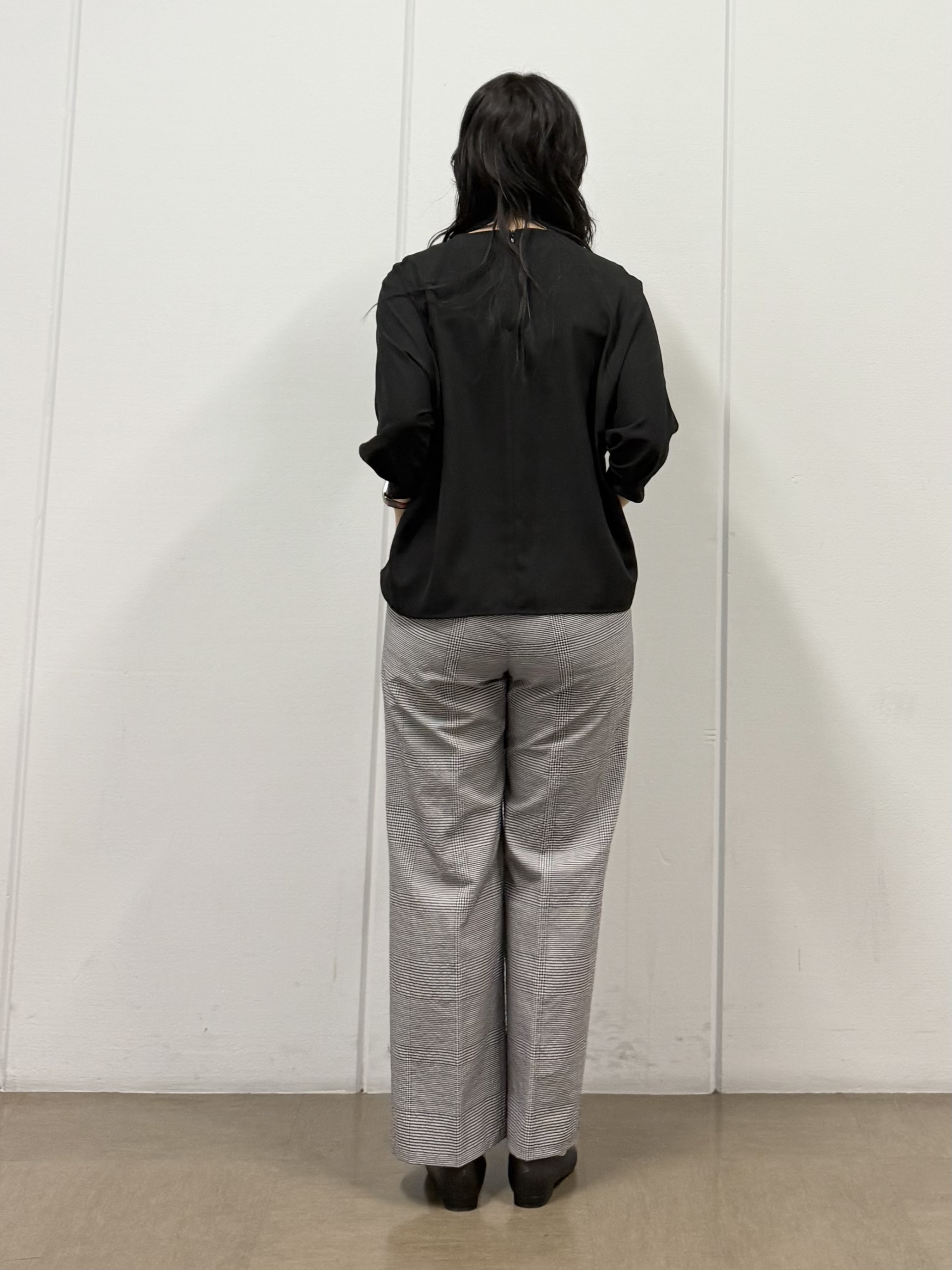 mizukiさんの「INDIVI｜【接触冷感／透湿／着る日傘】颯爽ジレジャケット」を使ったコーディネート