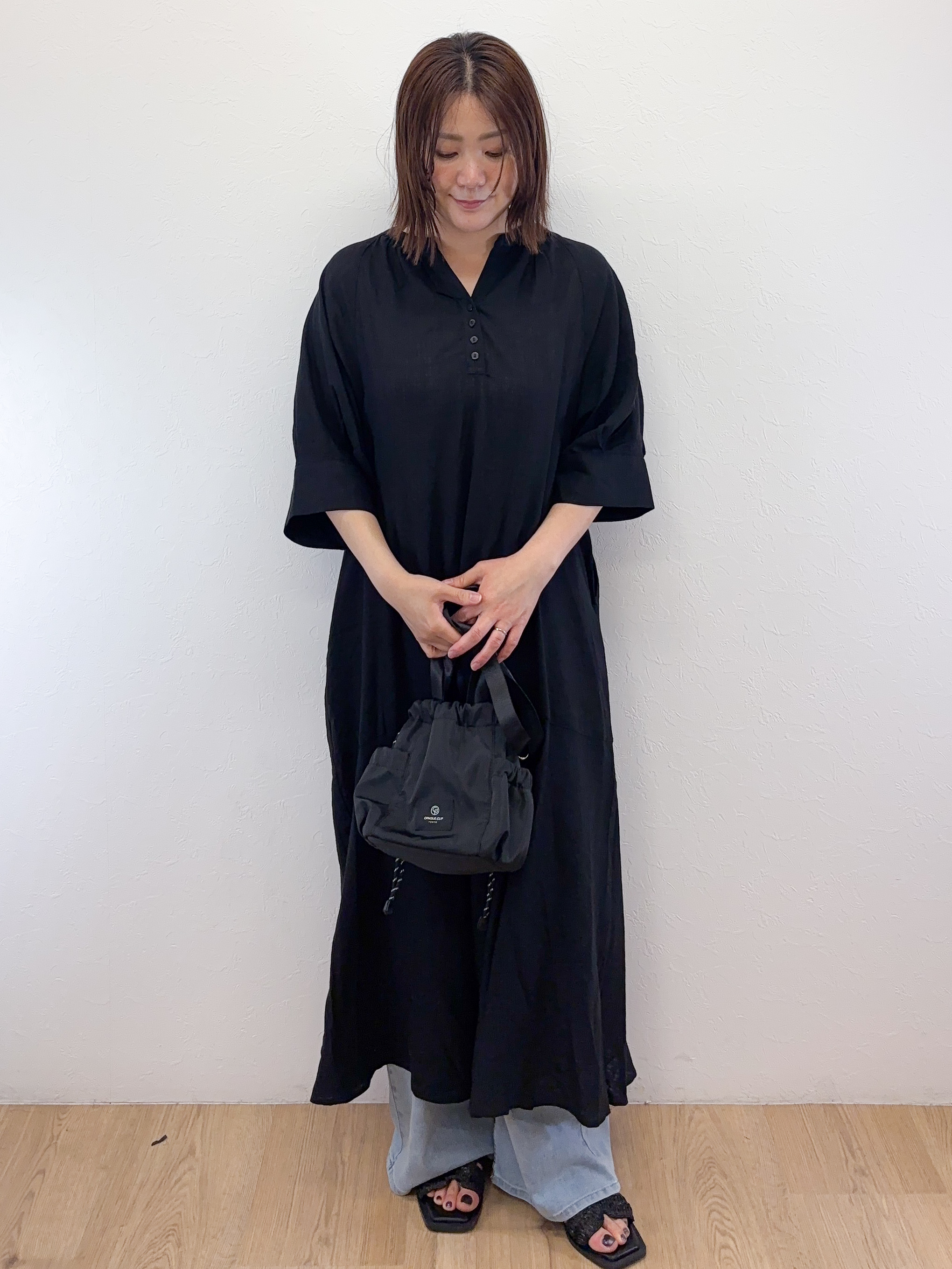 Takeさんの「OPAQUE.CLIP｜キーネックロングワンピース【洗える】」を使ったコーディネート
