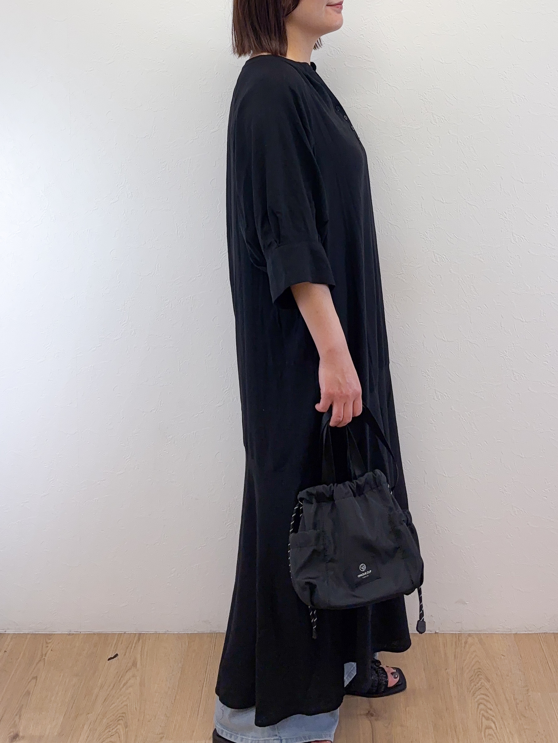Takeさんの「OPAQUE.CLIP｜キーネックロングワンピース【洗える】」を使ったコーディネート