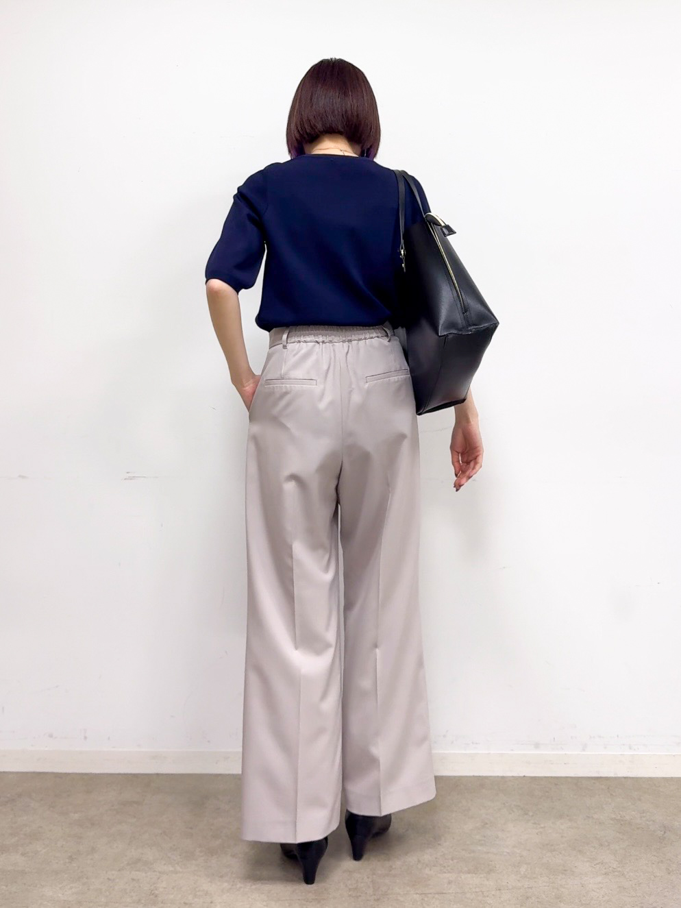 𝐜𝐡𝐢𝐤𝐚さんの「SHOO･LA･RUE｜【毎日洗える/S-LL/UV】上半身すっきり 二の腕見せない5分袖ニット」を使ったコーディネート