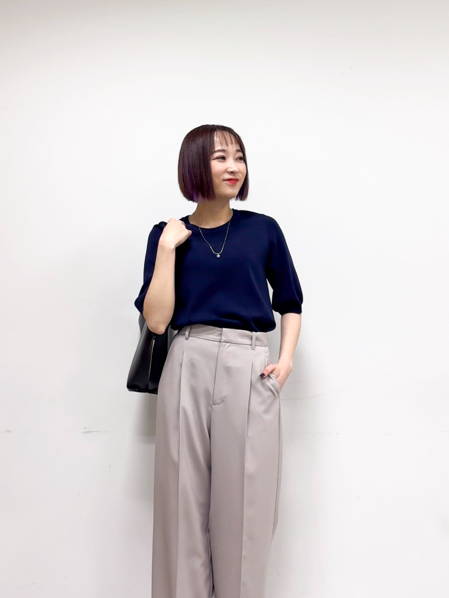 𝐜𝐡𝐢𝐤𝐚さんの「SHOO･LA･RUE｜【毎日洗える/S-LL/UV】上半身すっきり 二の腕見せない5分袖ニット」を使ったコーディネート