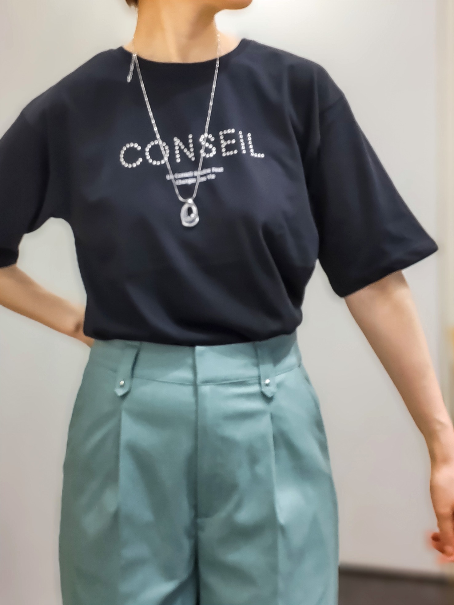 やまちゃんさんの「grove｜【洗える】大人のストライプ フーディシャツ」を使ったコーディネート