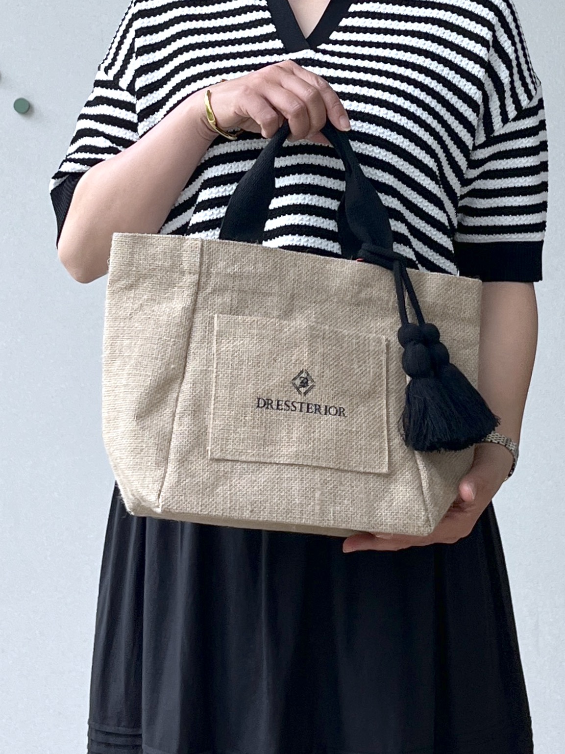 Soeさんの「DRESSTERIOR｜ウォッシャブルエンブロイダリースカート」を使ったコーディネート
