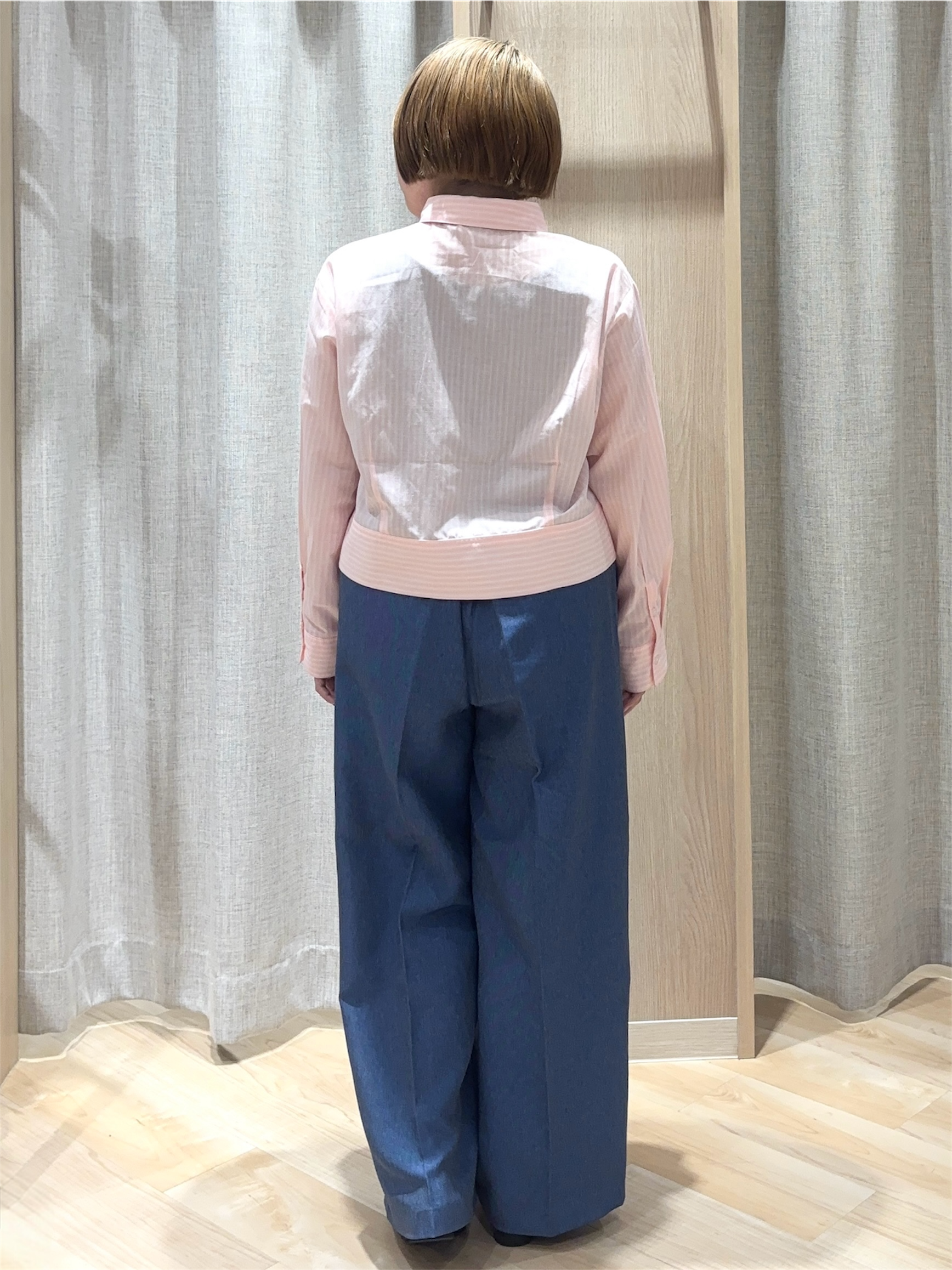  𝐦𝐢𝐨 さんの「grove｜【イージーケア】麻混クロップドシャツ」を使ったコーディネート