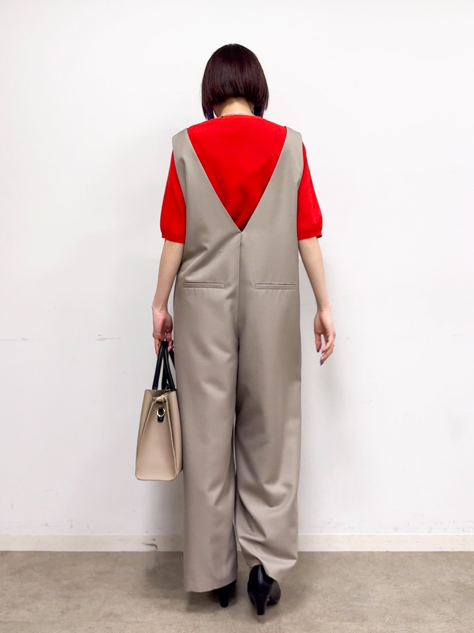 𝐜𝐡𝐢𝐤𝐚さんの「SHOO･LA･RUE｜【毎日洗える/S-LL/UV】上半身すっきり 二の腕見せない5分袖ニット」を使ったコーディネート
