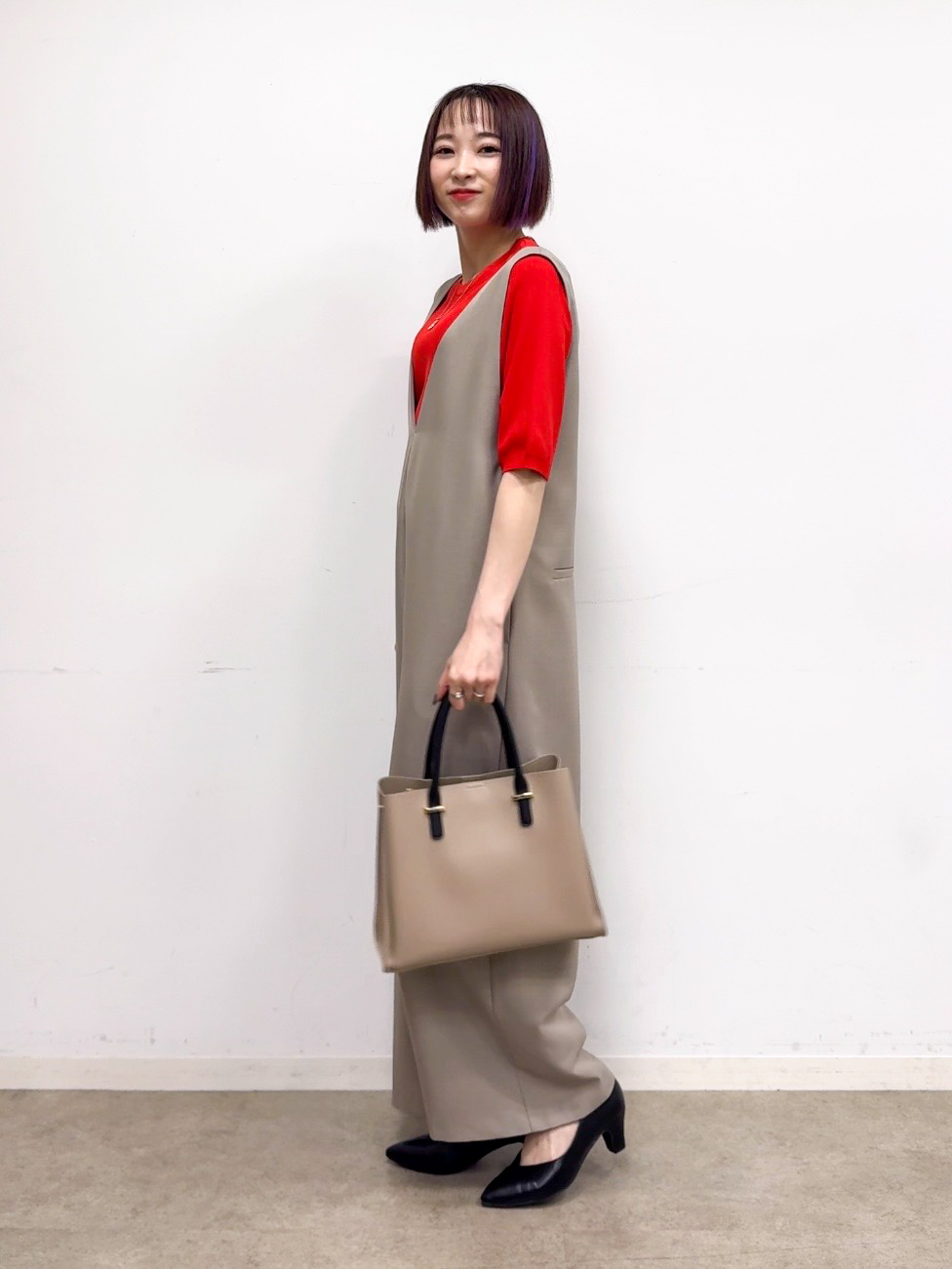 𝐜𝐡𝐢𝐤𝐚さんの「SHOO･LA･RUE｜【毎日洗える/S-LL/UV】上半身すっきり 二の腕見せない5分袖ニット」を使ったコーディネート