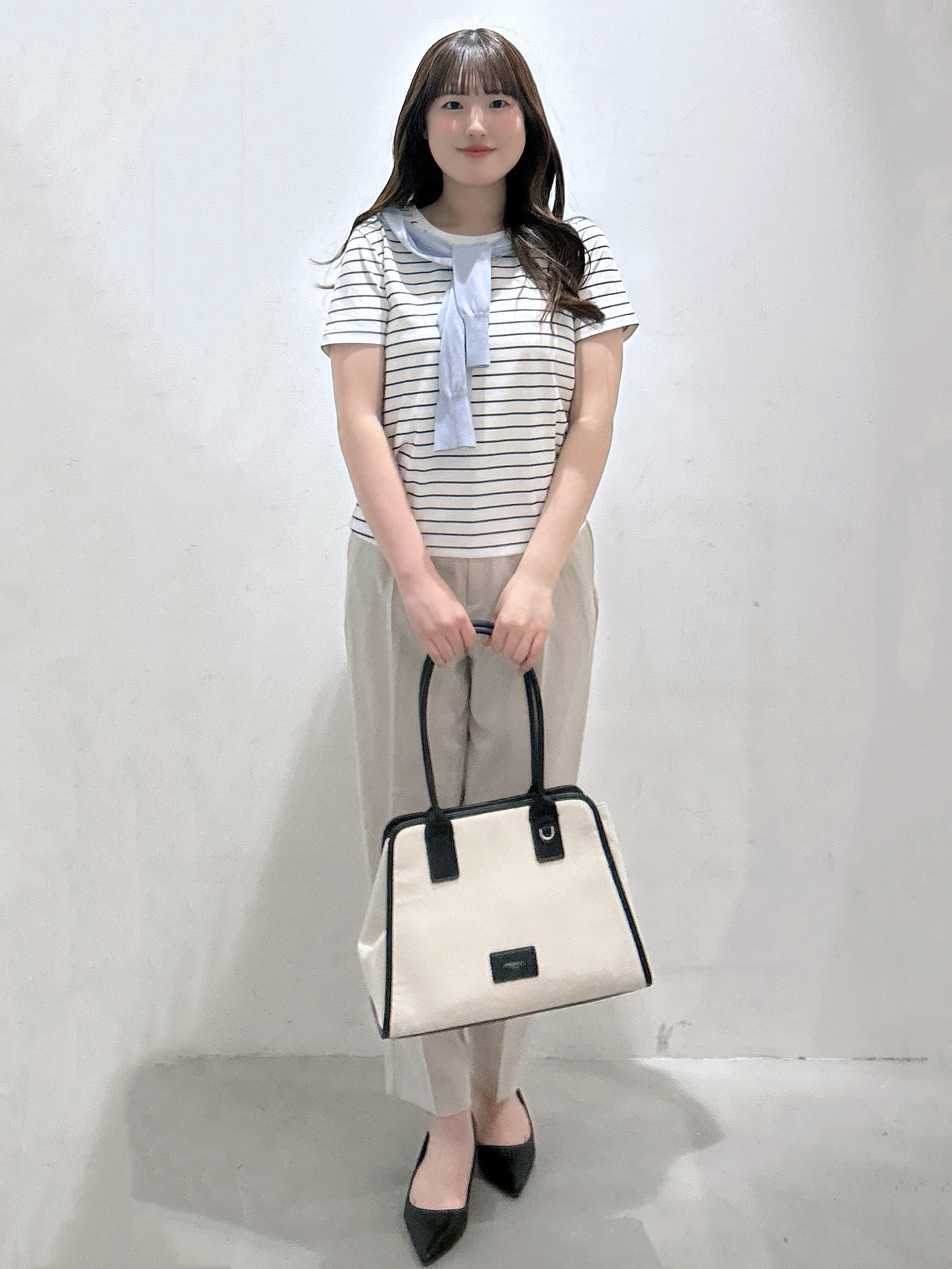 sayaさんの「OPAQUE.CLIP｜【接触冷感】ビジューボタンカーディガン《抗ピリング／洗濯機OK》」を使ったコーディネート