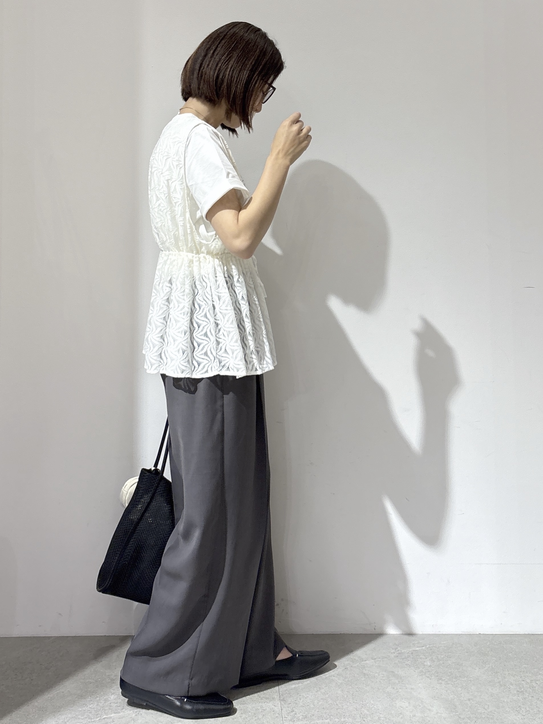 NAKAさんの「OPAQUE.CLIP｜アソートロゴTシャツ【洗濯機OK】」を使ったコーディネート