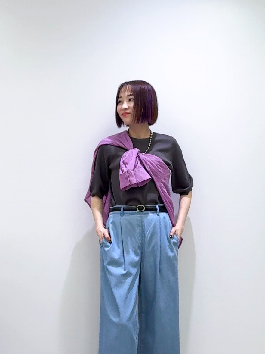 𝐜𝐡𝐢𝐤𝐚さんの「SHOO･LA･RUE｜【毎日洗える/S-LL/UV】上半身すっきり 二の腕見せない5分袖ニット」を使ったコーディネート