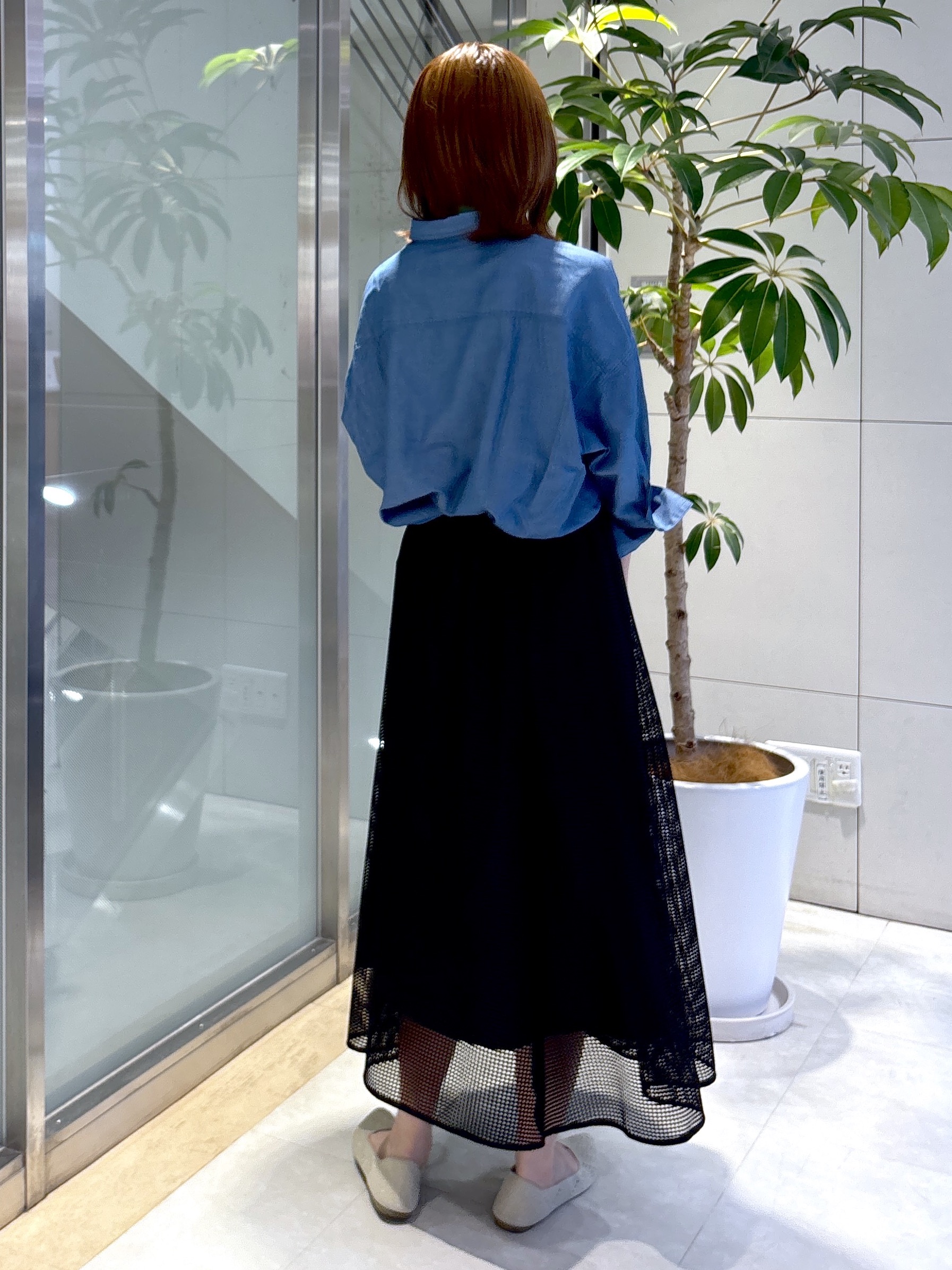 yukaさんの「UNTITLED｜◆【コットン100%/洗える】エアリーデニムシャツ」を使ったコーディネート