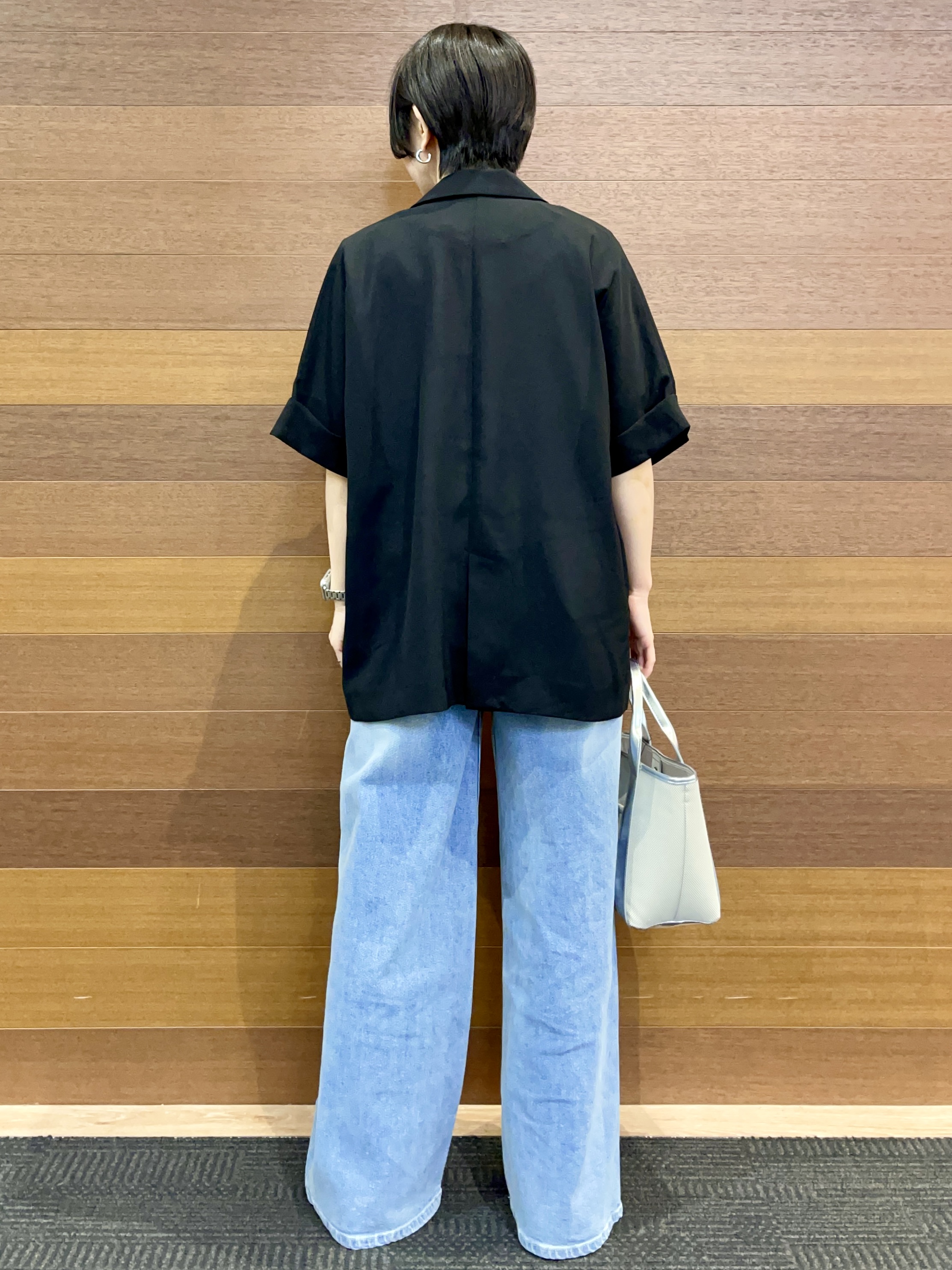 umiさんの「OPAQUE.CLIP｜【接触冷感／吸水速乾／防シワ】リネンライクテーラードジャケット《洗濯機OK》」を使ったコーディネート