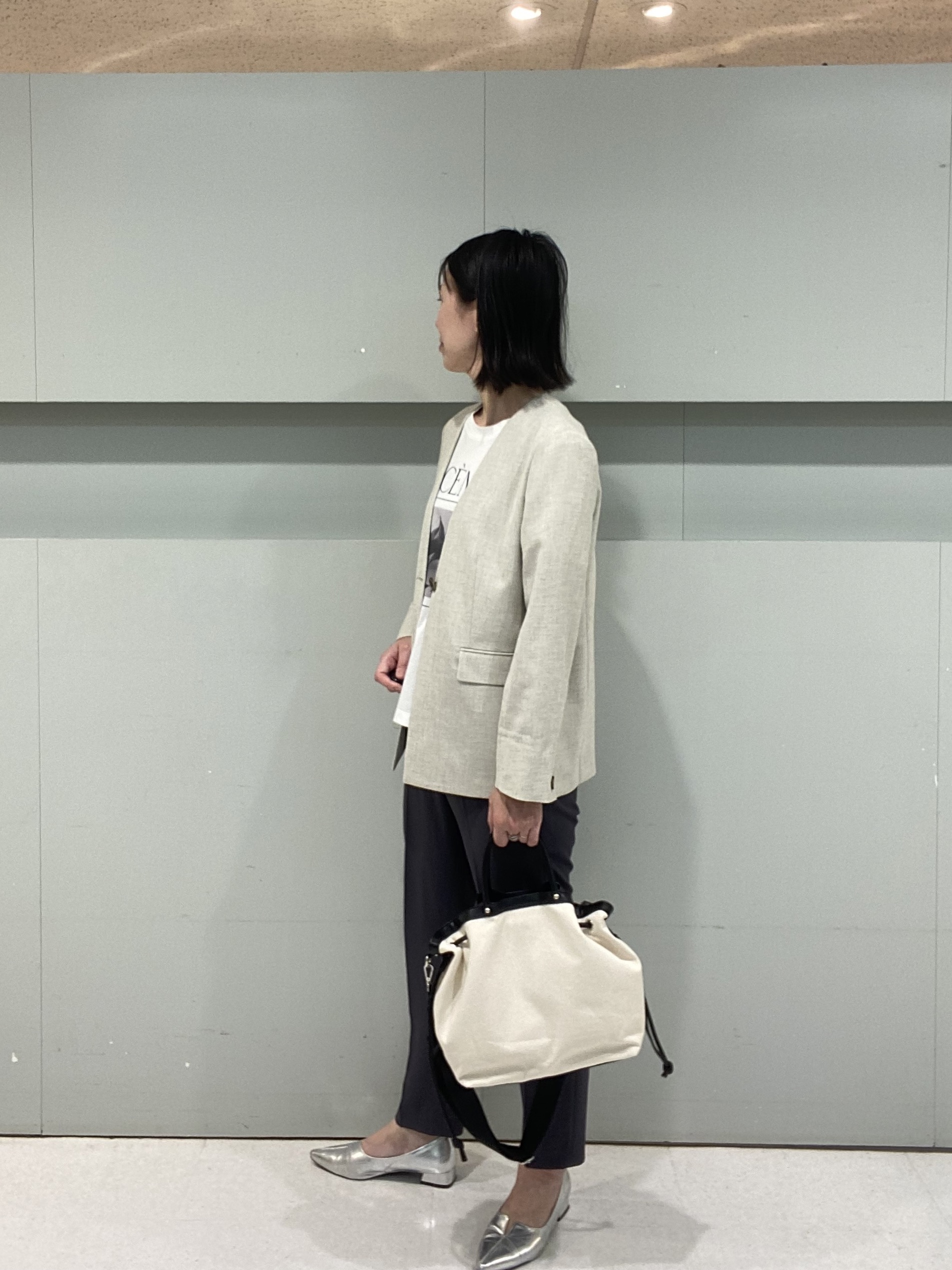 hitomiさんの「UNTITLED｜【ロゴ/プリント】グラフィックTシャツ」を使ったコーディネート