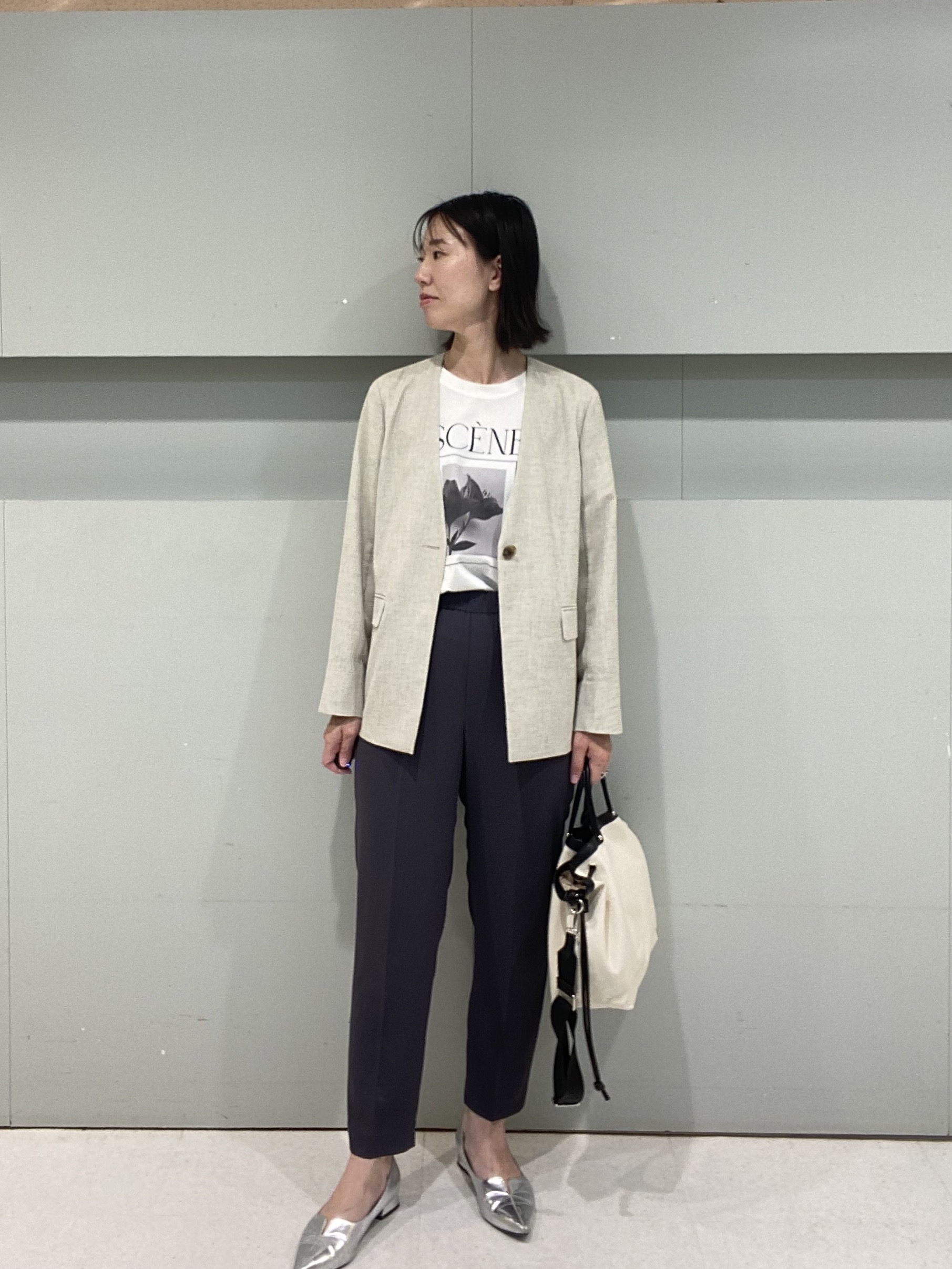 hitomiさんの「UNTITLED｜【ロゴ/プリント】グラフィックTシャツ」を使ったコーディネート