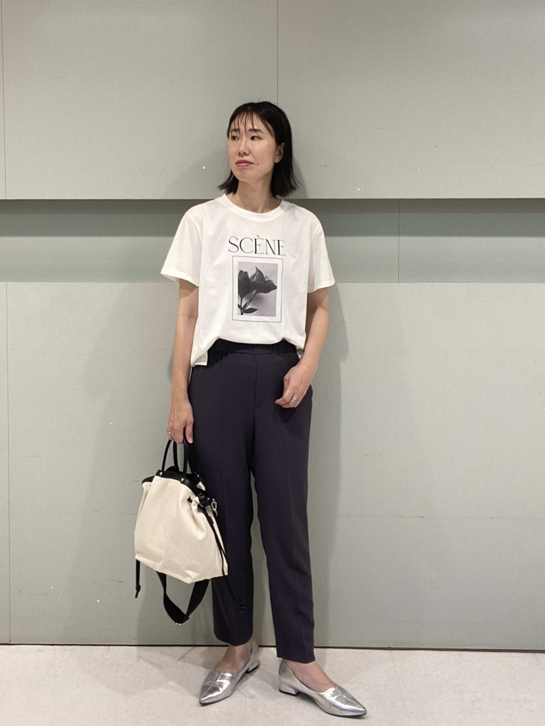 hitomiさんの「UNTITLED｜【ロゴ/プリント】グラフィックTシャツ」を使ったコーディネート