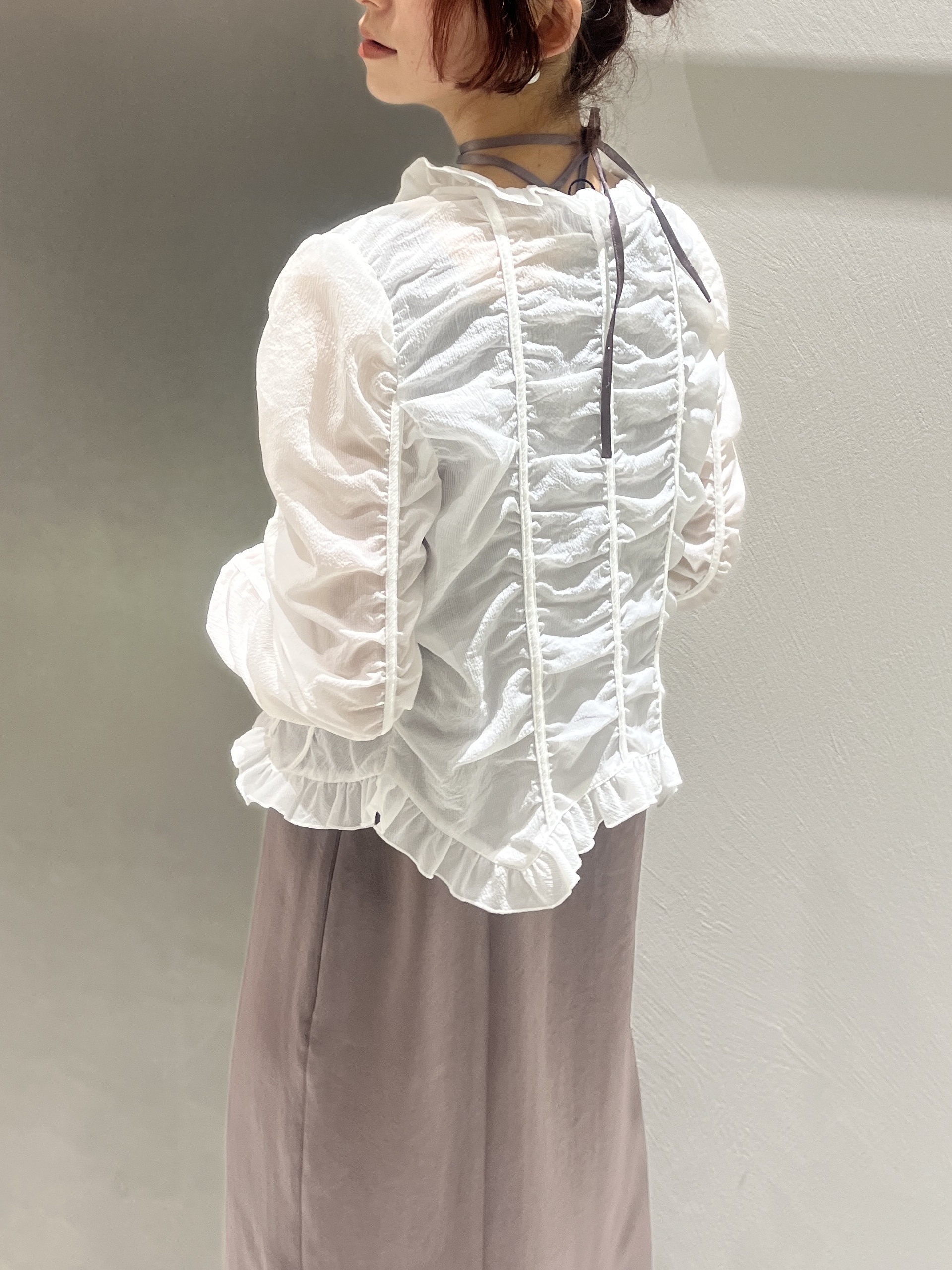 Rielさんの「CODE A｜satin neck slit dress」を使ったコーディネート