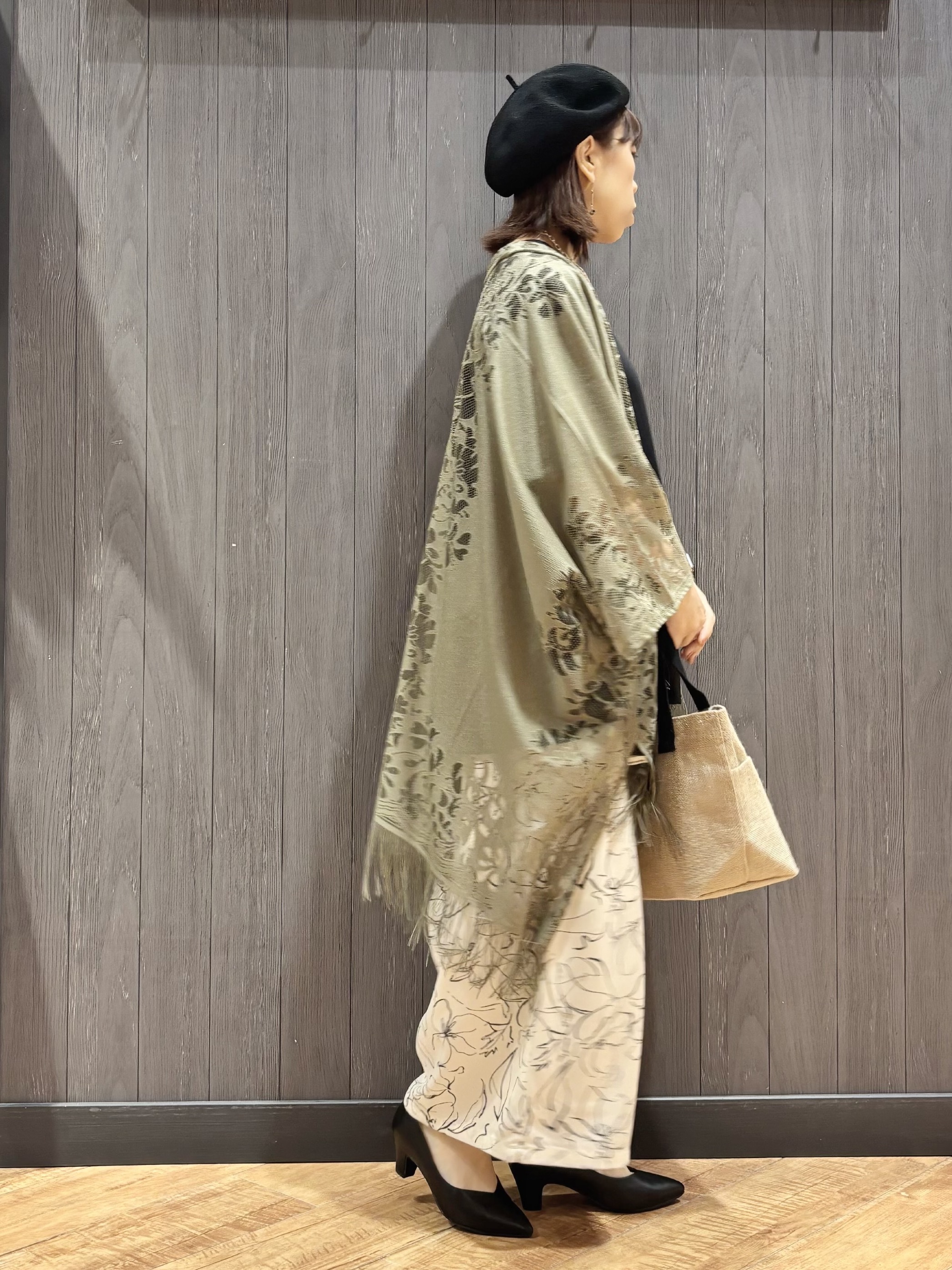 meiさんの「SHOO･LA･RUE｜デイリーから和装まで幅広く使える レースポンチョ」を使ったコーディネート