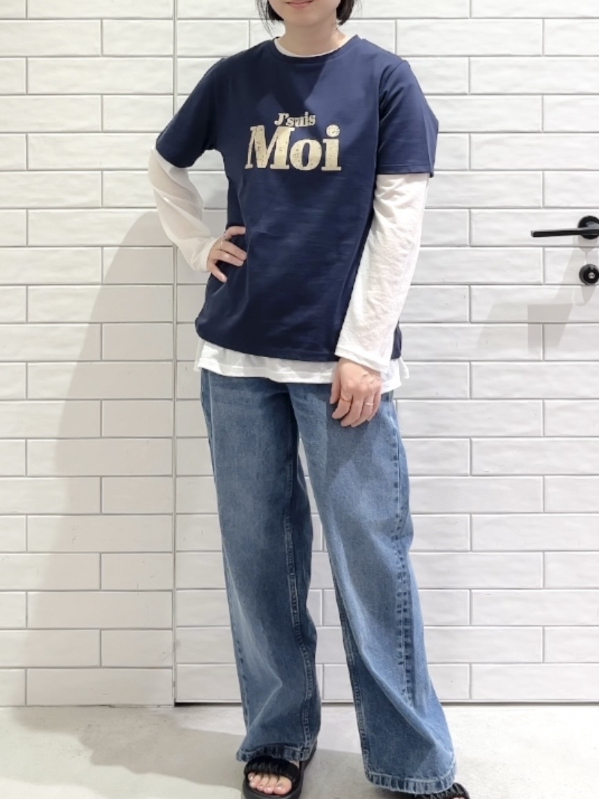 しおりさんの「OPAQUE.CLIP｜アソートロゴTシャツ【洗濯機OK】」を使ったコーディネート
