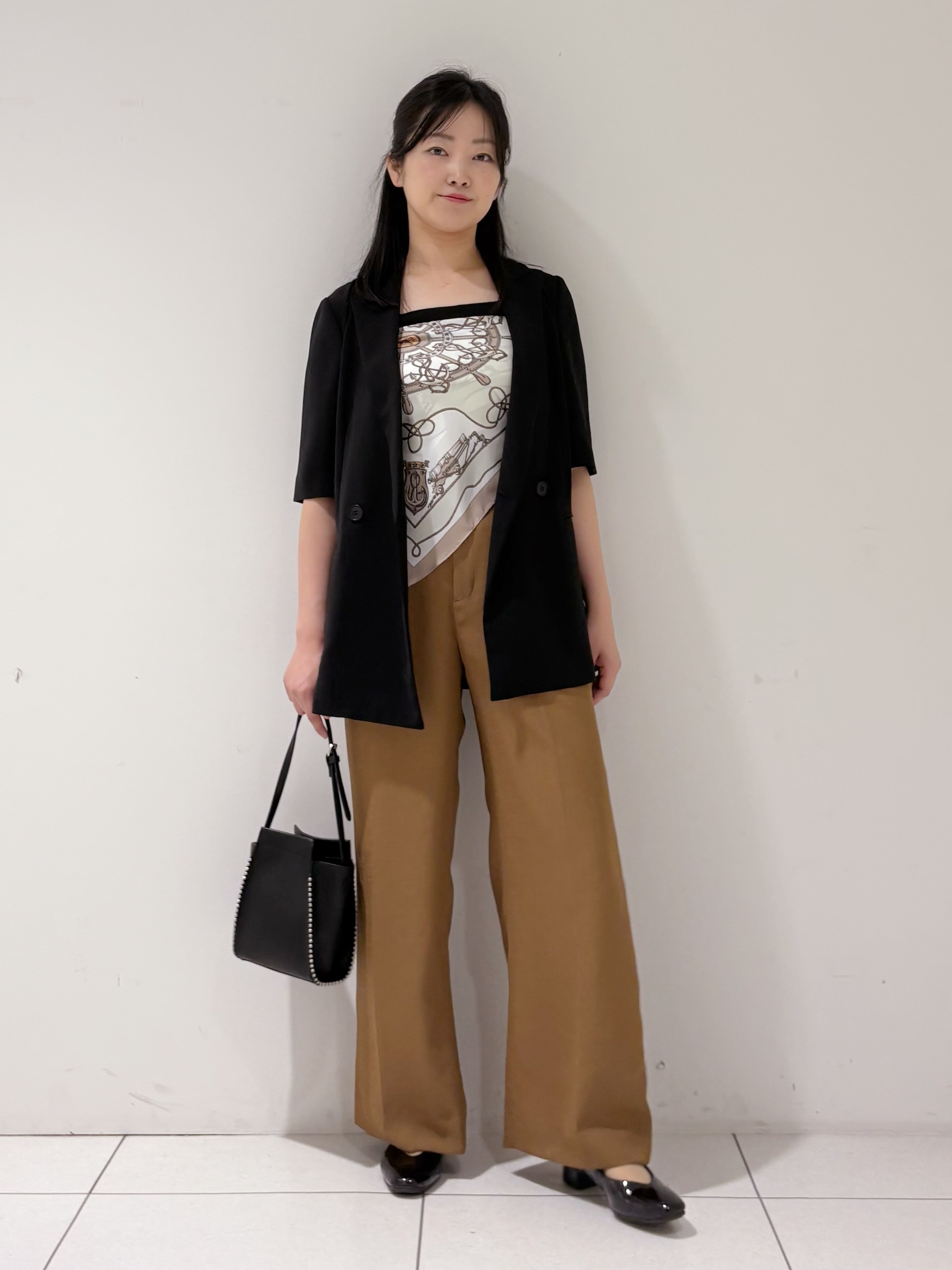 momokoさんの「INDIVI｜【着る日傘】ハーフスリーブダブルジャケット」を使ったコーディネート