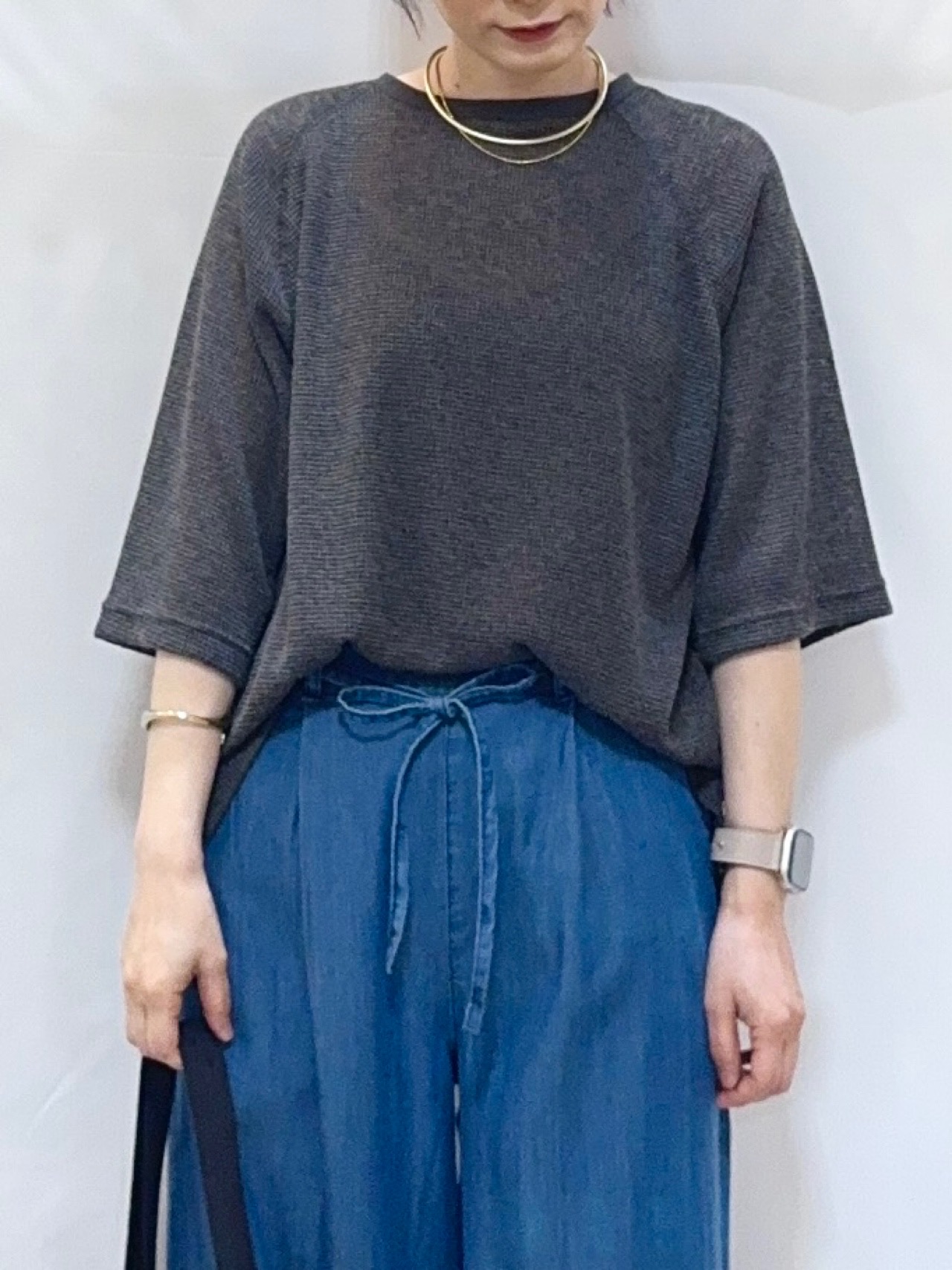 𝐇𝐢𝐫𝐨𝐦𝐢さんの「SHOO･LA･RUE｜【着丈選べる】ウエストリボン デニムイージーワイドパンツ」を使ったコーディネート