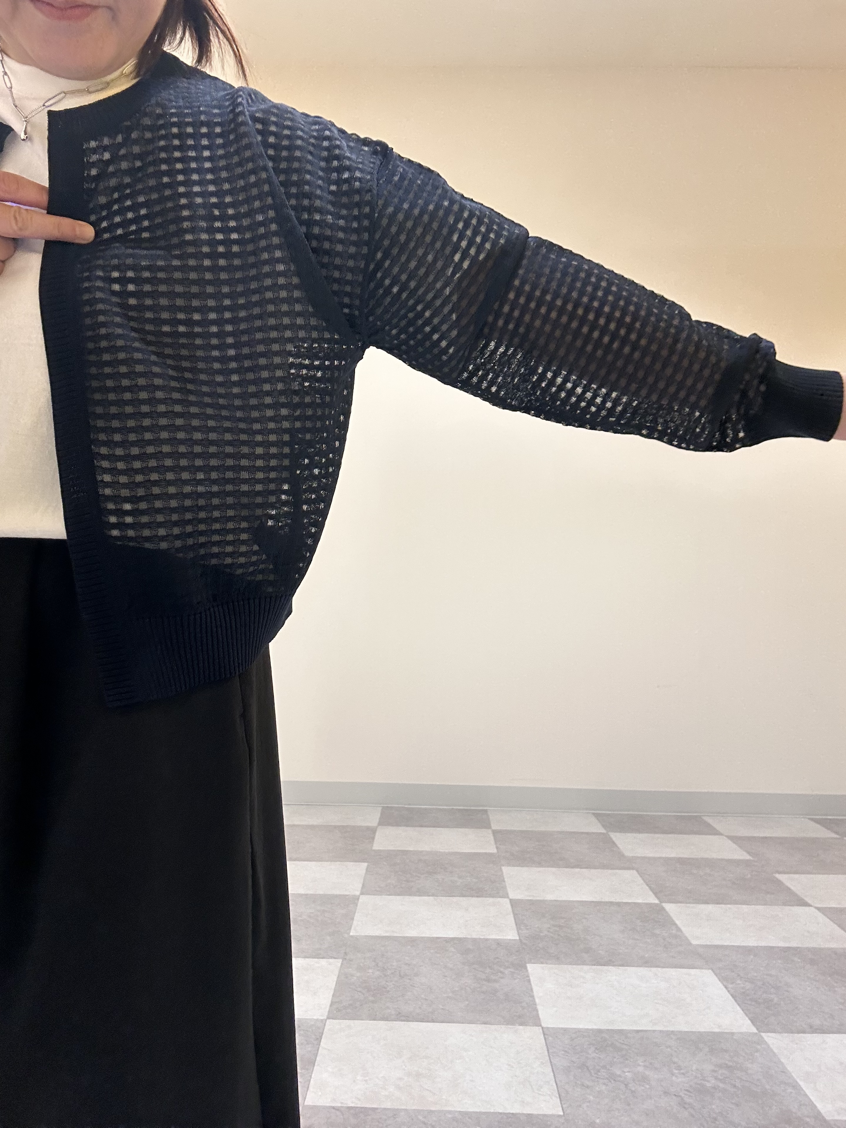 Aiさんの「Dessin｜【洗える】チェック柄シアークルーネックカーディガン」を使ったコーディネート