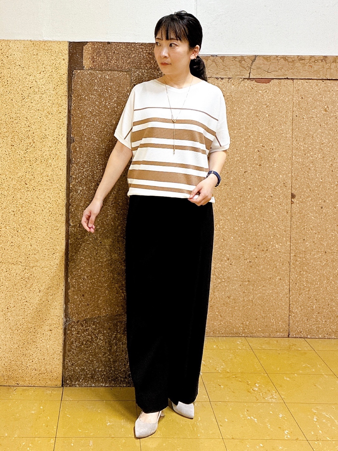 hattoriさんの「INDIVI｜【洗える】ガーター編みVネックニットT」を使ったコーディネート