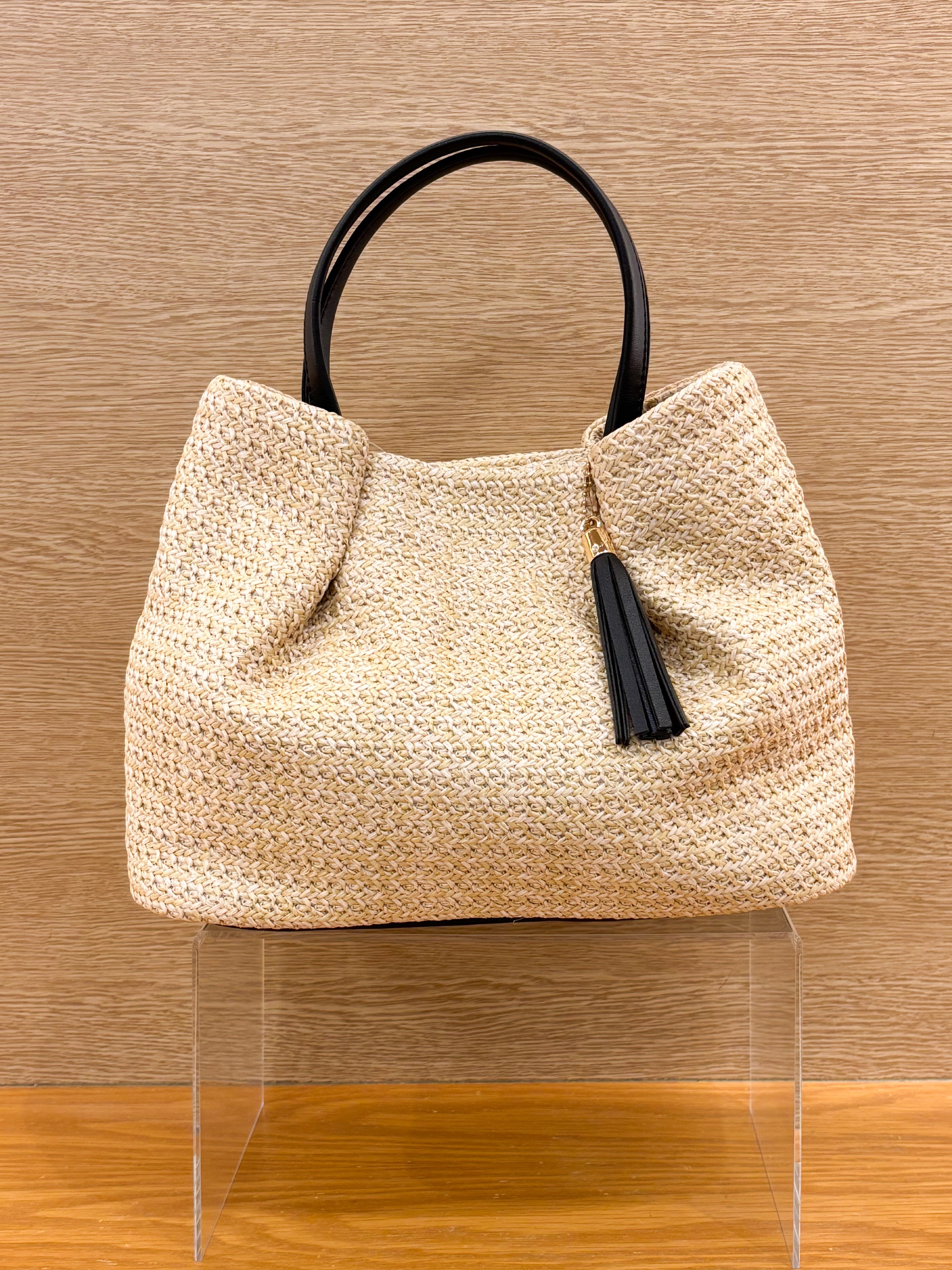 yukariさんの「grove｜【時短コーデ】シルキーポンチレイヤード風セットアップ」を使ったコーディネート