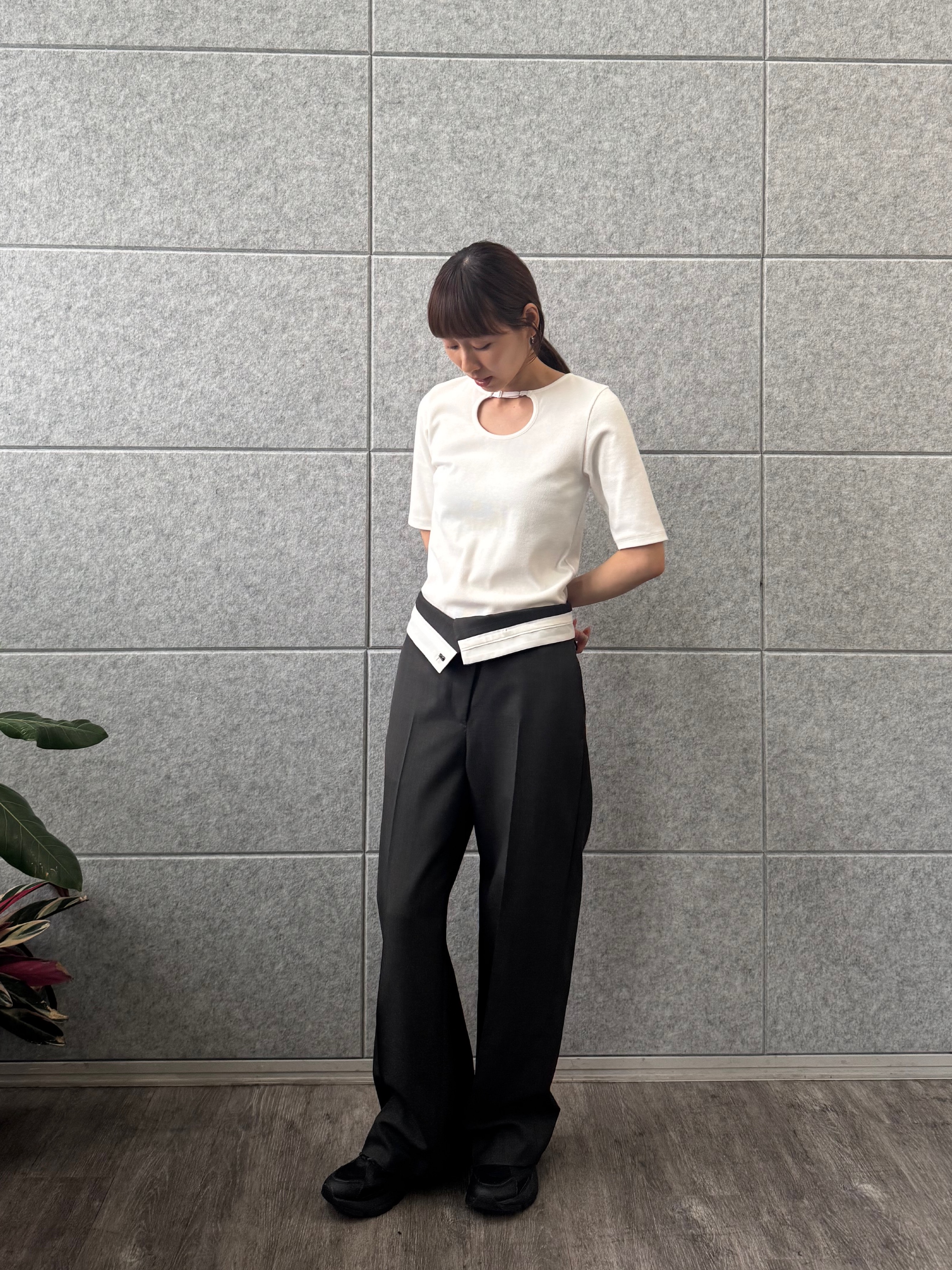designer yukaさんの「CODE A｜rib jersey point neck tee」を使ったコーディネート