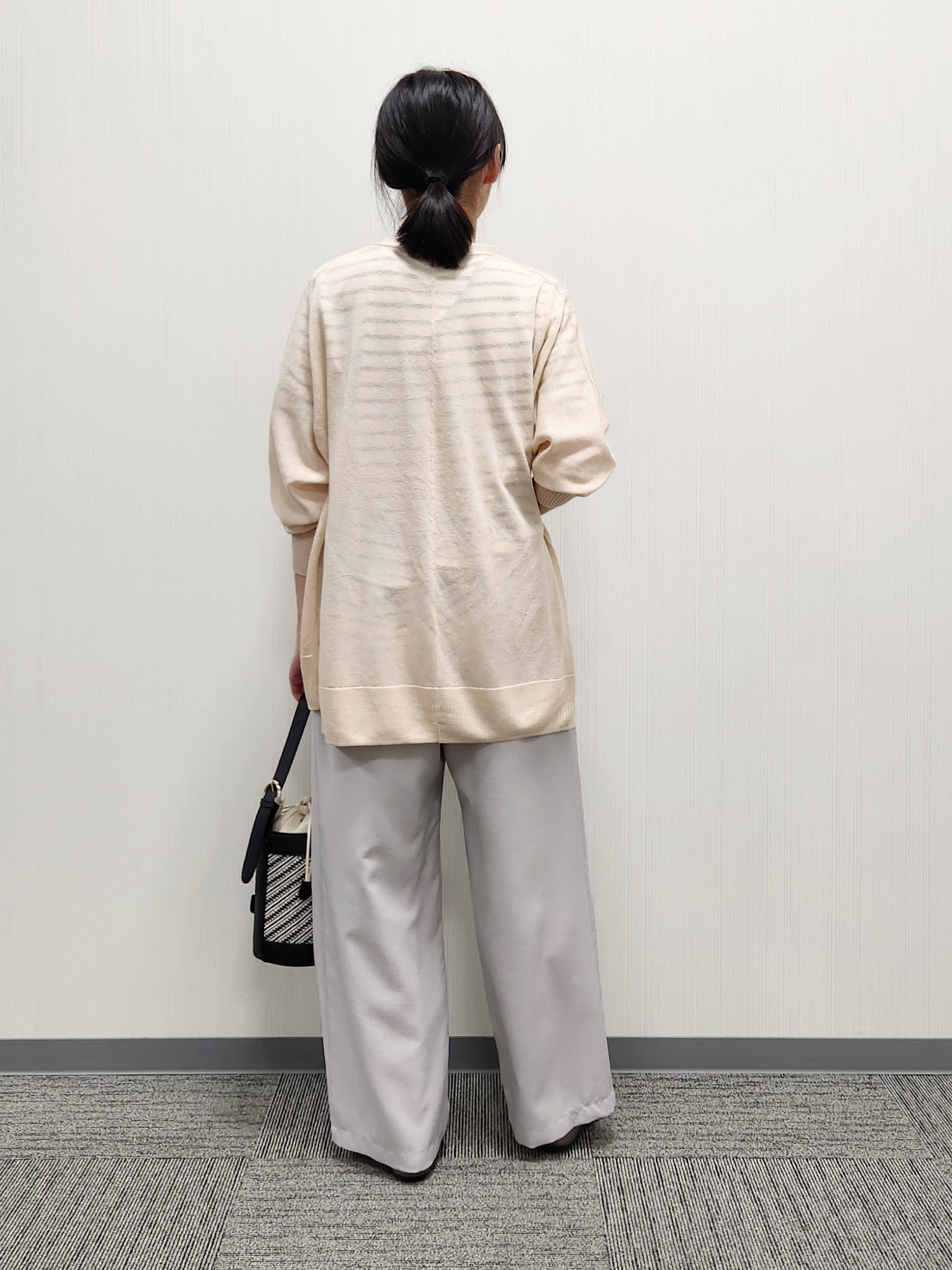 naraさんの「Dessin｜【洗える】ミドル丈シアーカーディガン」を使ったコーディネート
