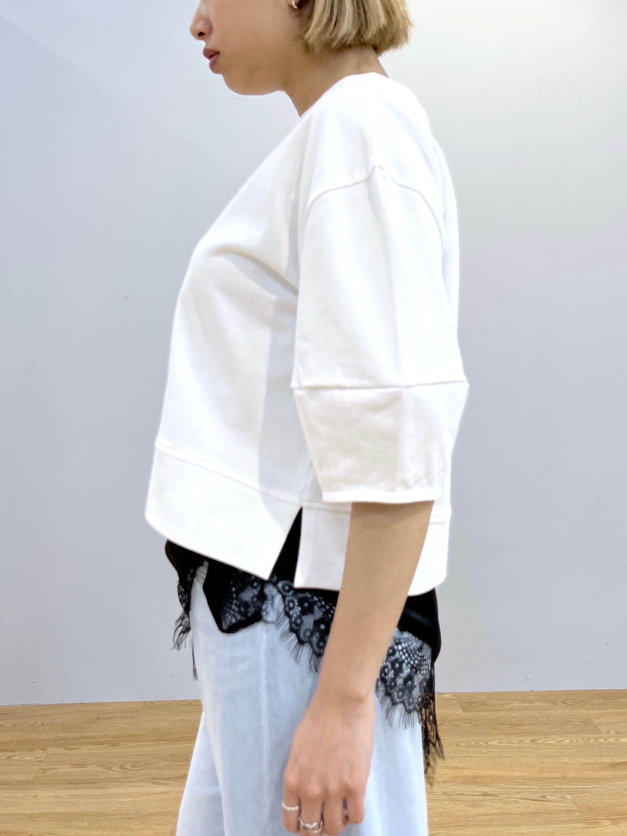 Harukaさんの「INDIVI｜ハーフスリーブフォルムカットソー【再入荷／マシンウォッシュ／接触冷感】」を使ったコーディネート