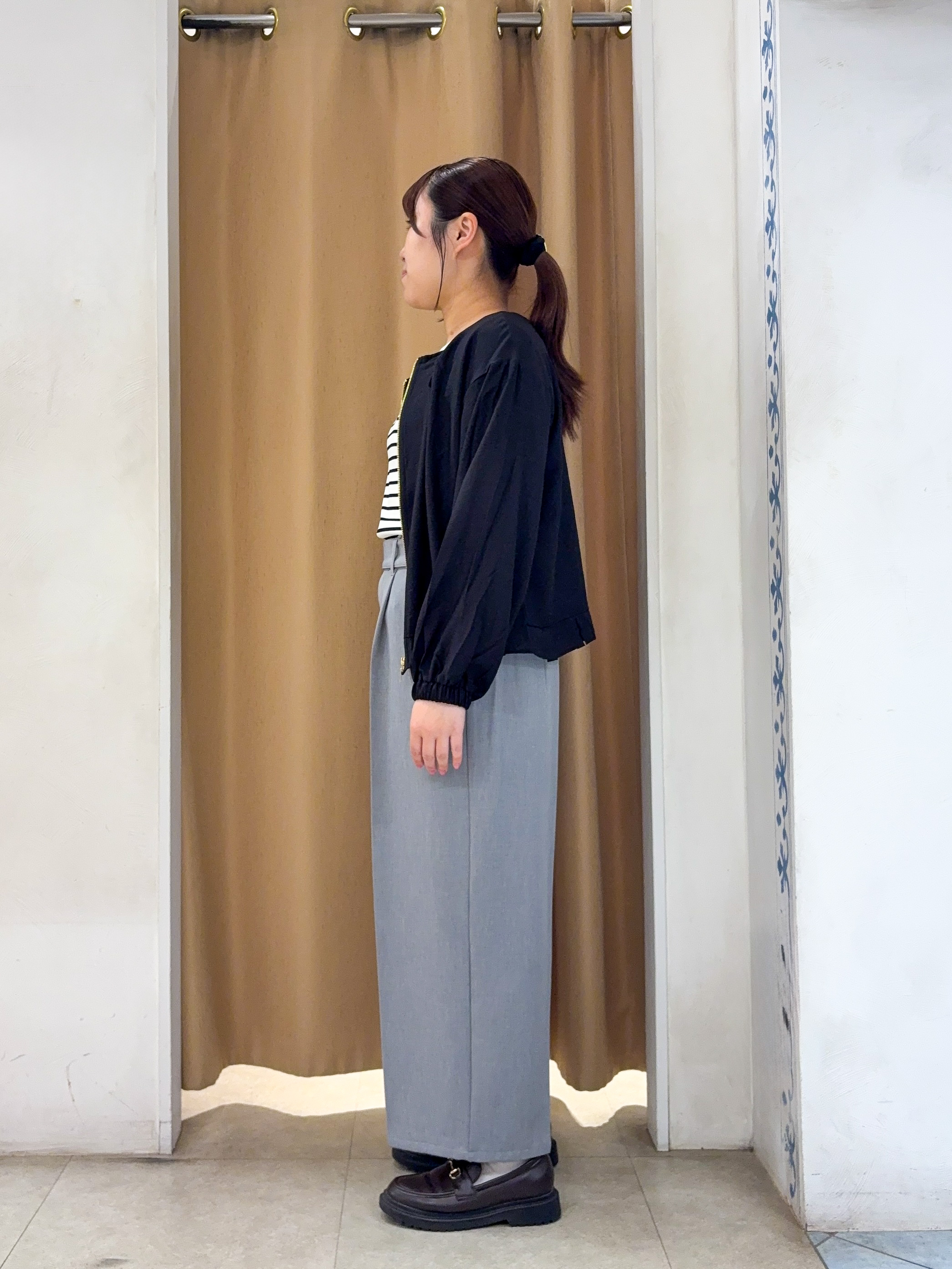 SO(R)Aさんの「SHOO･LA･RUE｜【毎日洗える/S-LL/UV】上半身すっきり 二の腕見せない5分袖ニット」を使ったコーディネート