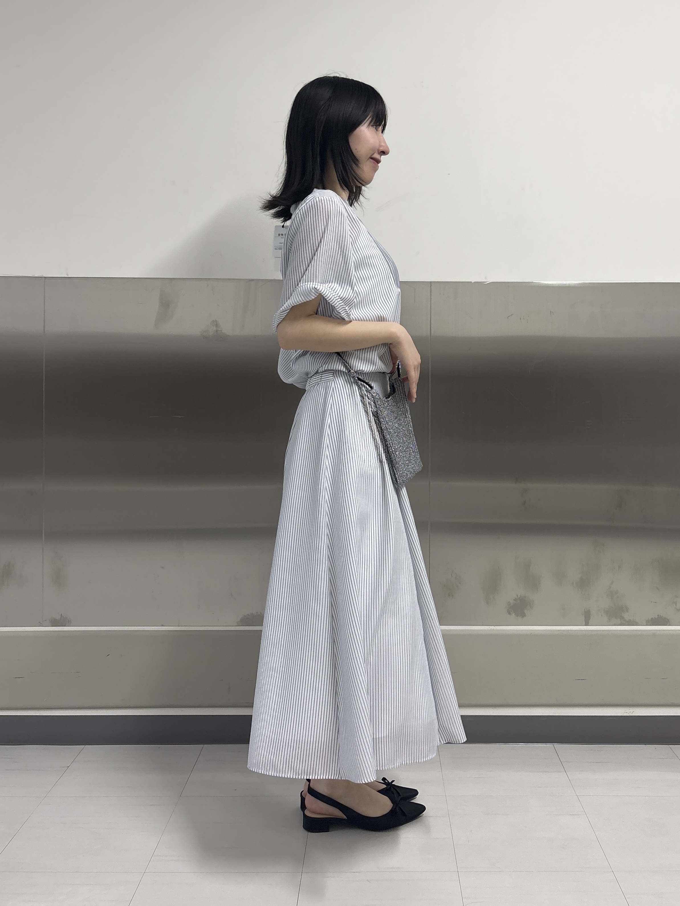 Yoshimiさんの「INDIVI｜【接触冷感/洗える】シアーシャンブレーピンタックブラウス」を使ったコーディネート