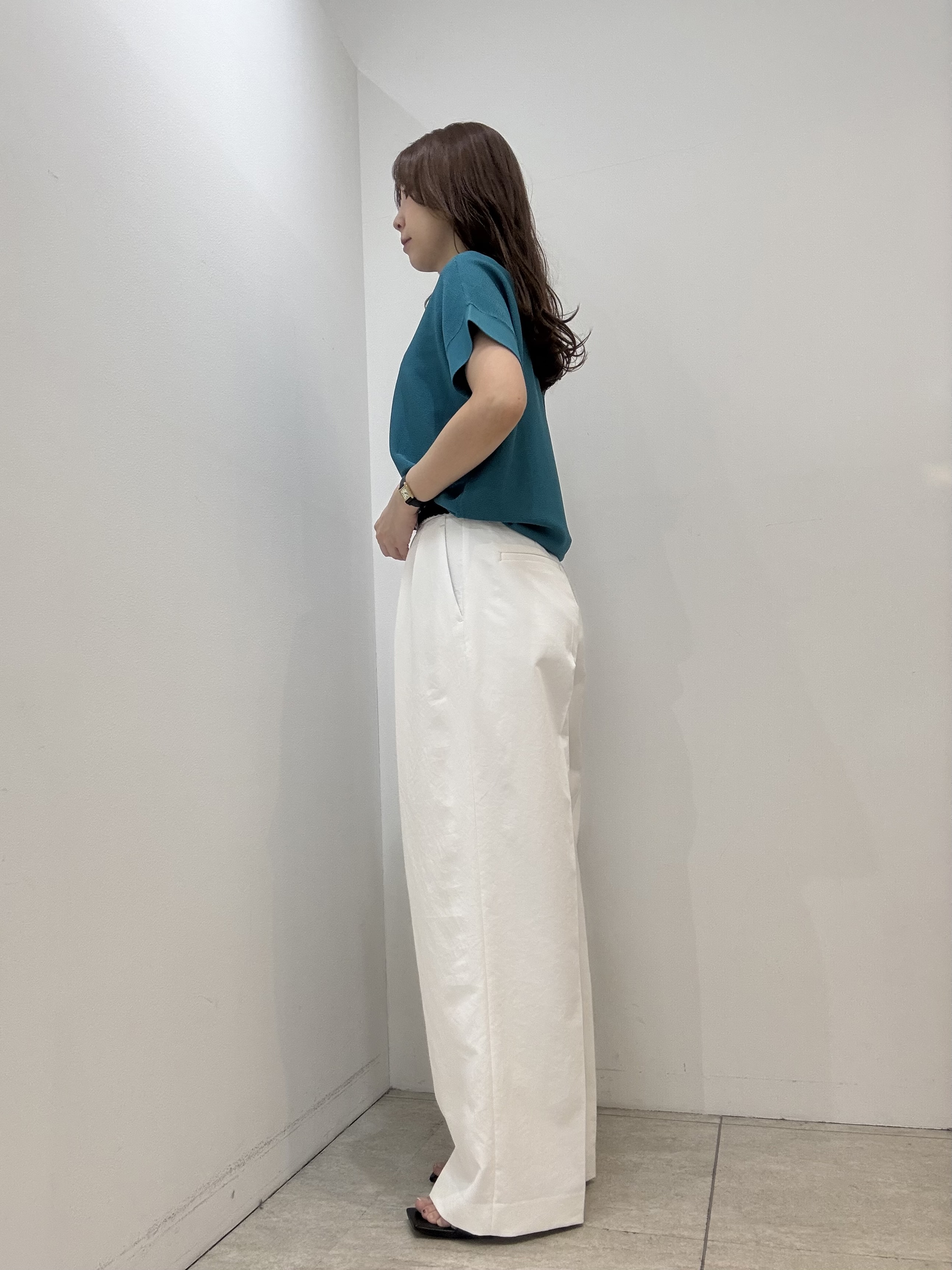 かなえさんの「UNTITLED｜【11色展開/体型カバー】前後2WAYフレンチスリーブニット」を使ったコーディネート
