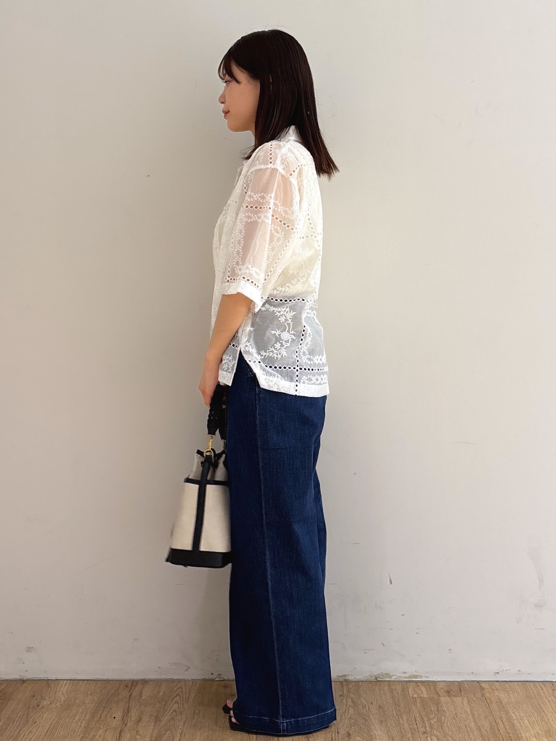 mireiさんの「OPAQUE.CLIP｜刺繍ハーフスリーブシャツ／セットアップ対応可【洗濯機OK】」を使ったコーディネート