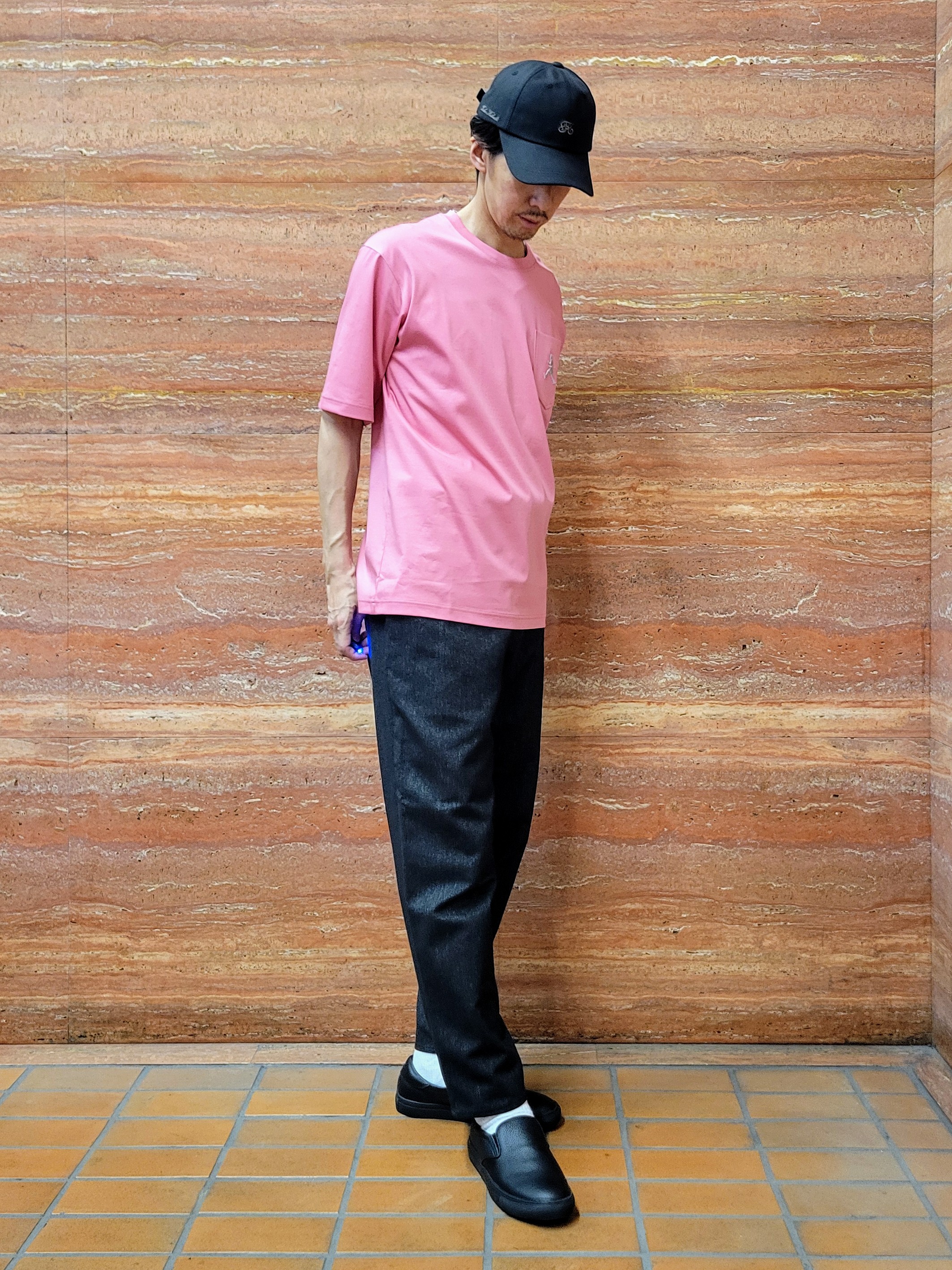 piroyaさんの「TAKEO KIKUCHI｜【BOWLER HAT LABEL】アイスクリアコットンボーラーハットウォーカー 半袖ポケT」を使ったコーディネート