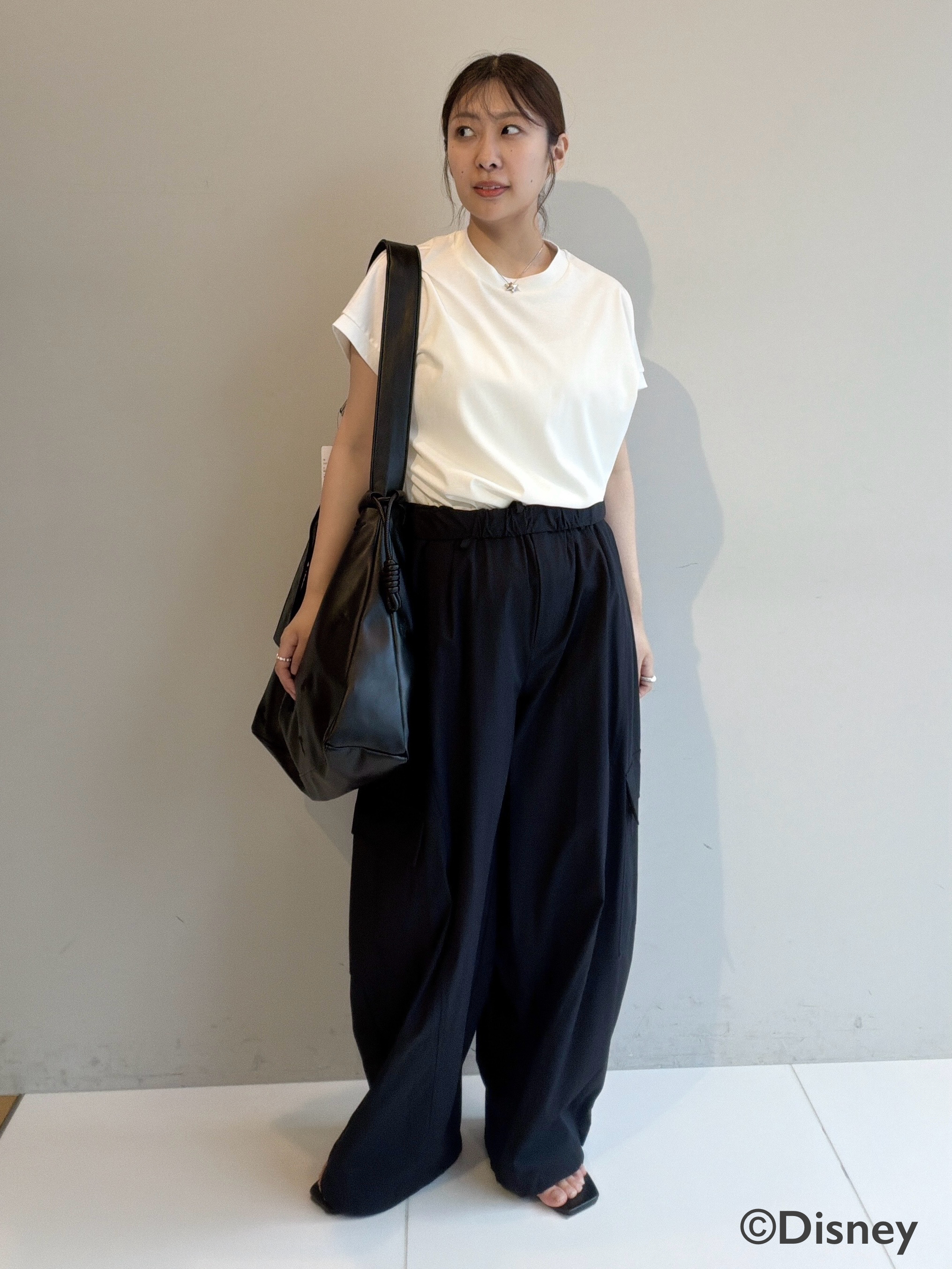 abeさんの「tk.TAKEO KIKUCHI｜カッティングカーゴパンツ」を使ったコーディネート