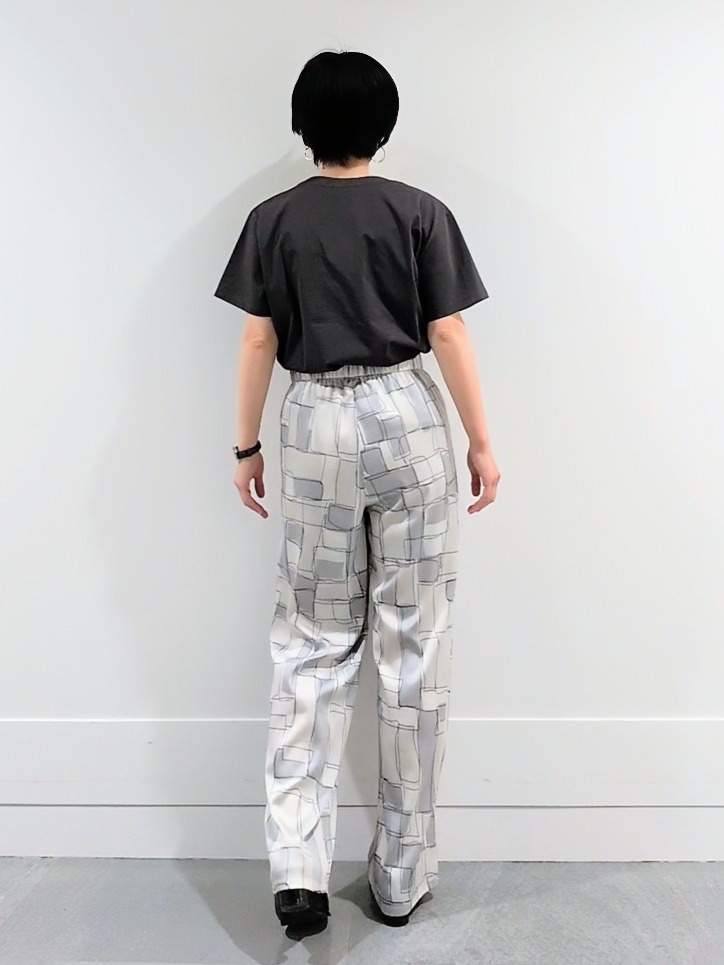ミズタさんの「UNTITLED｜【古畑星夏さん着用/ロゴ/プリント】グラフィックTシャツ」を使ったコーディネート
