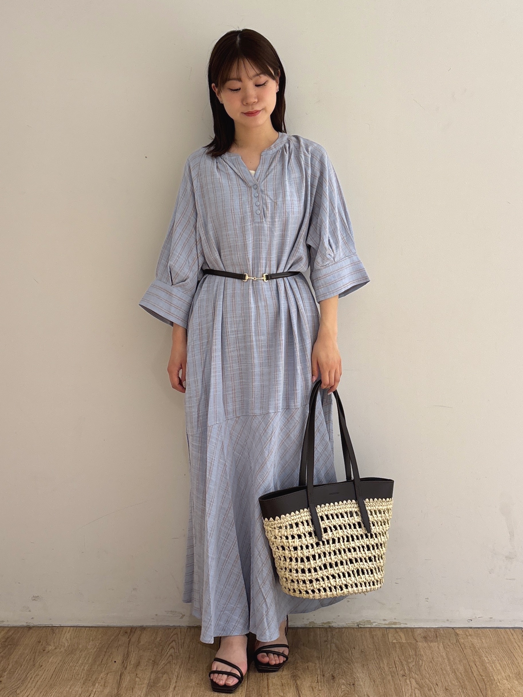 mireiさんの「OPAQUE.CLIP｜キーネックロングワンピース【洗える】」を使ったコーディネート