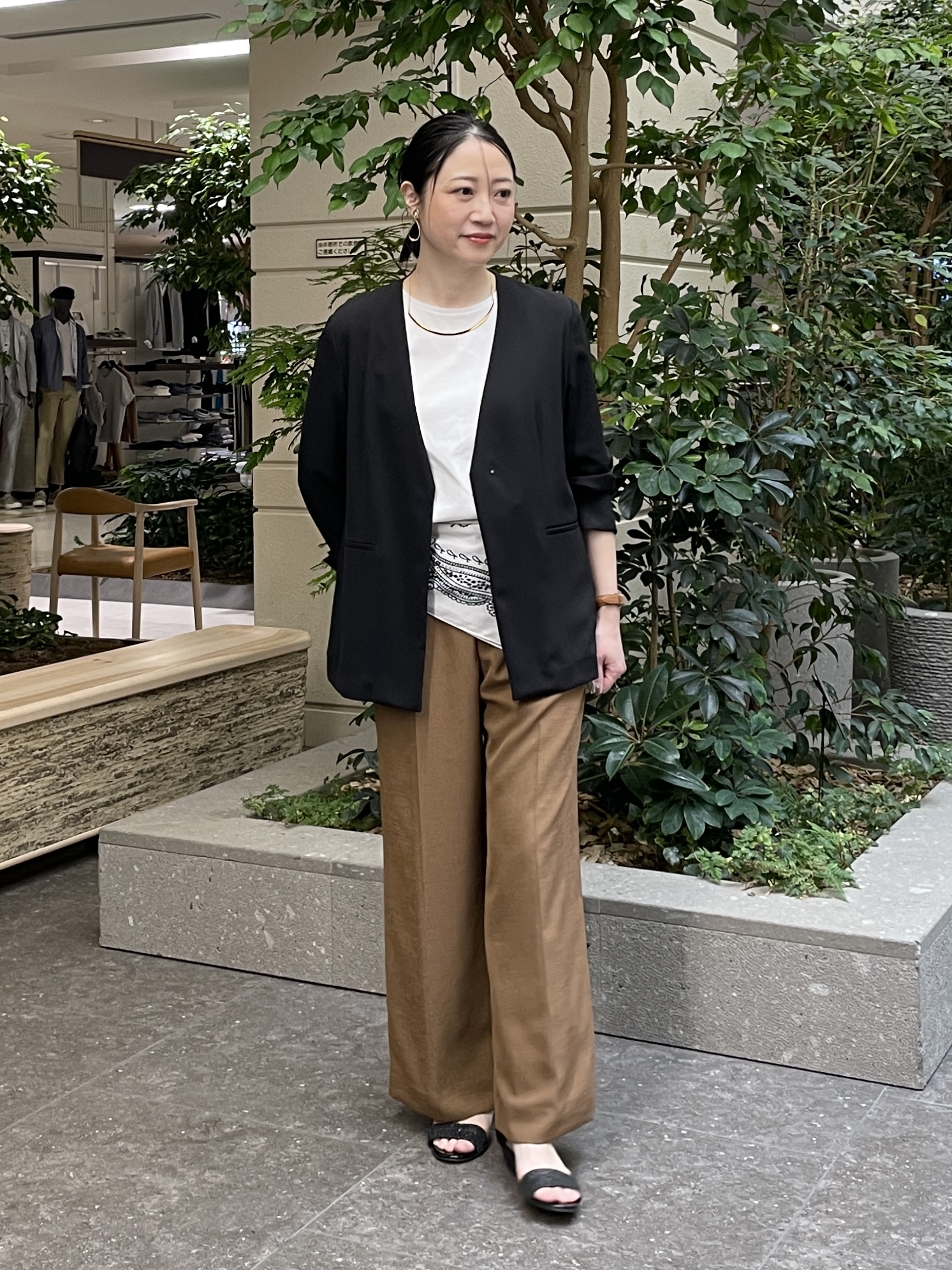 shihoさんの「INDIVI｜【接触冷感／透湿／着る日傘】ノーカラージャケット」を使ったコーディネート