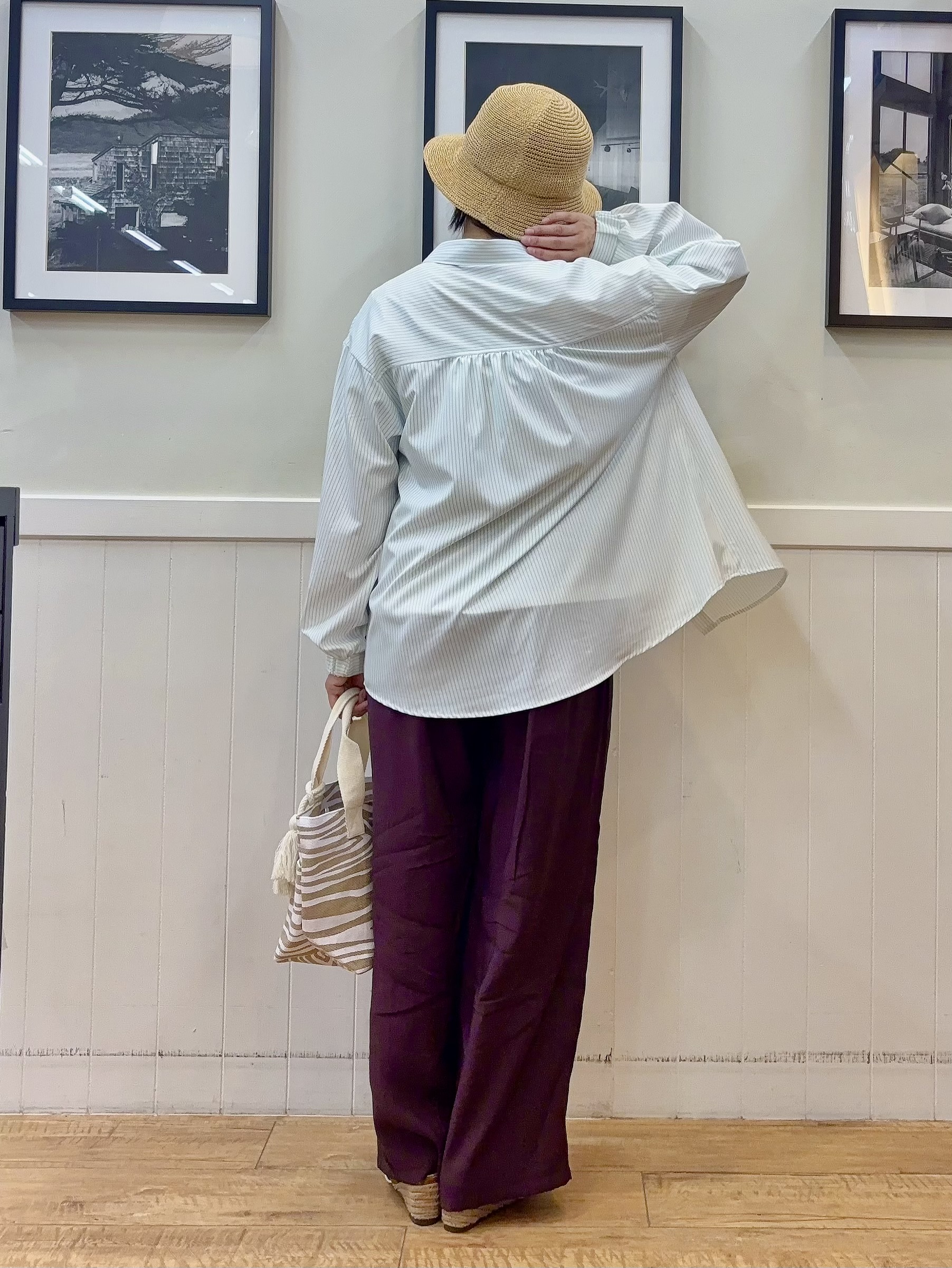 ゆうさんの「SHOO･LA･RUE｜【UV/吸水速乾/洗濯後しわになりにくい】ラッシュガードにもなる ストライプシャツ」を使ったコーディネート