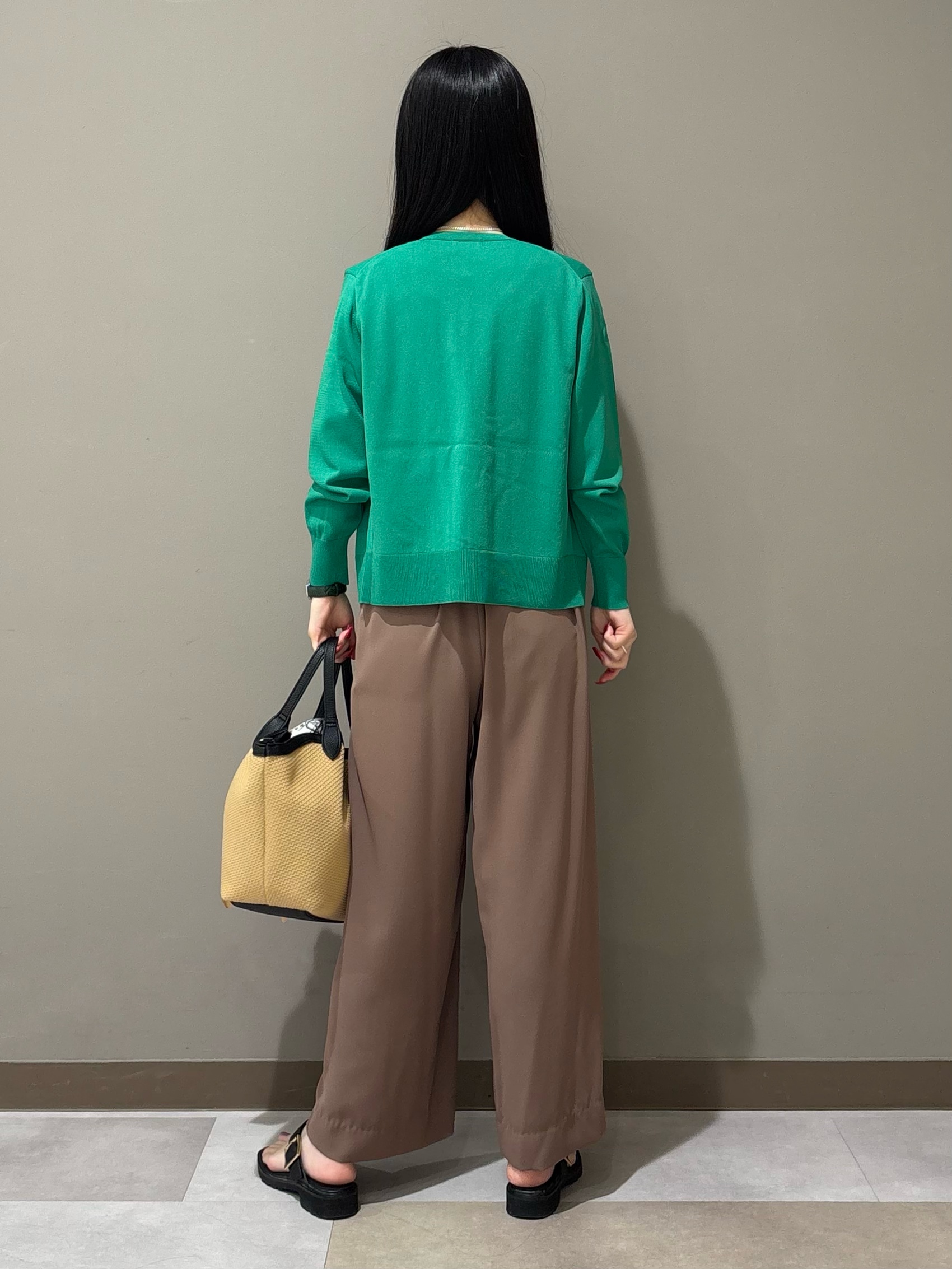 KEIKOさんの「INDIVI｜【UVケア/接触冷感／アンサンブル】丸首カーディガン＆袖スリット5分袖ニット」を使ったコーディネート