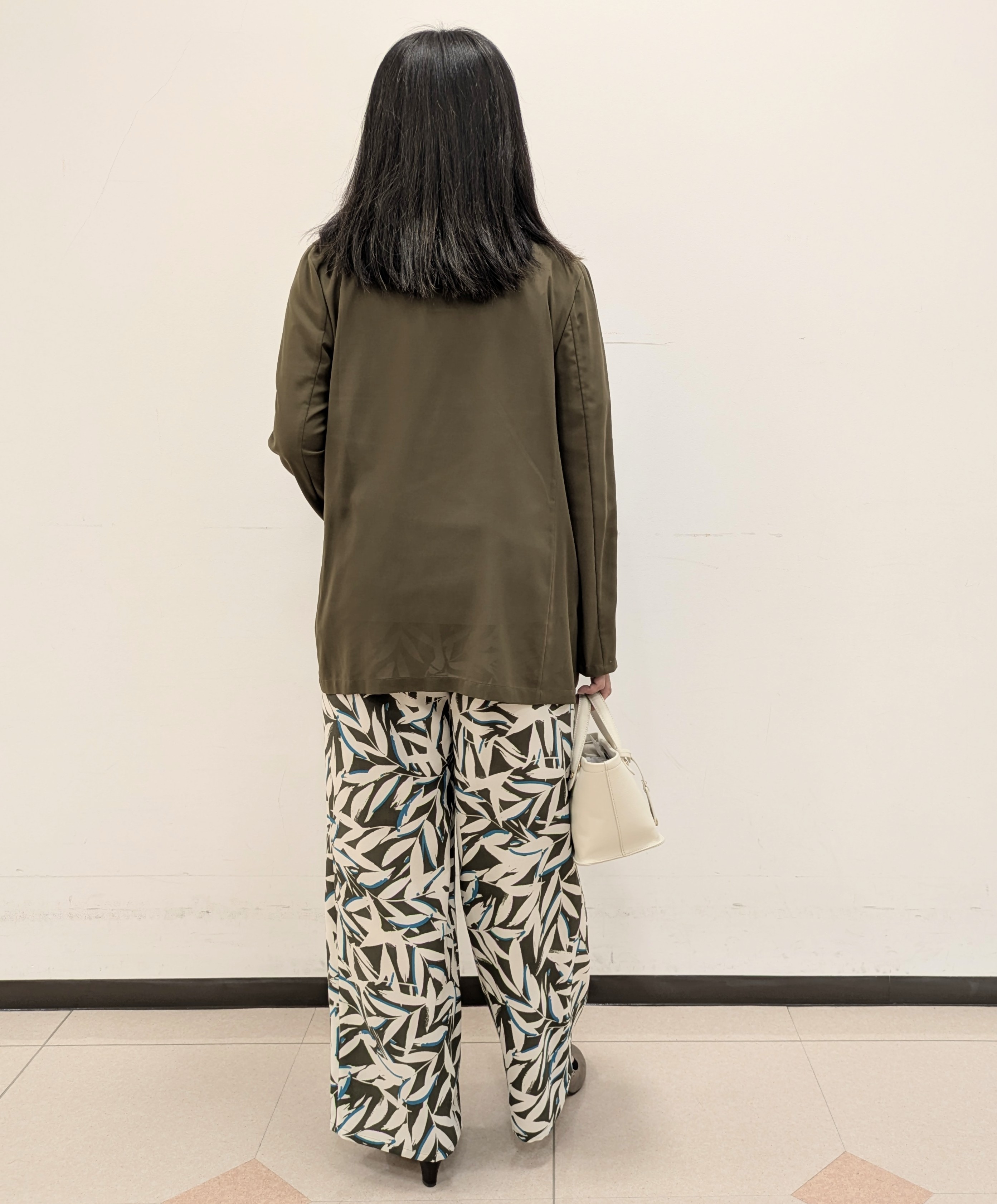 ともさんの「UNTITLED｜◆【セットアップ可/接触冷感/通気性】ドライシアーダブルジャケット」を使ったコーディネート