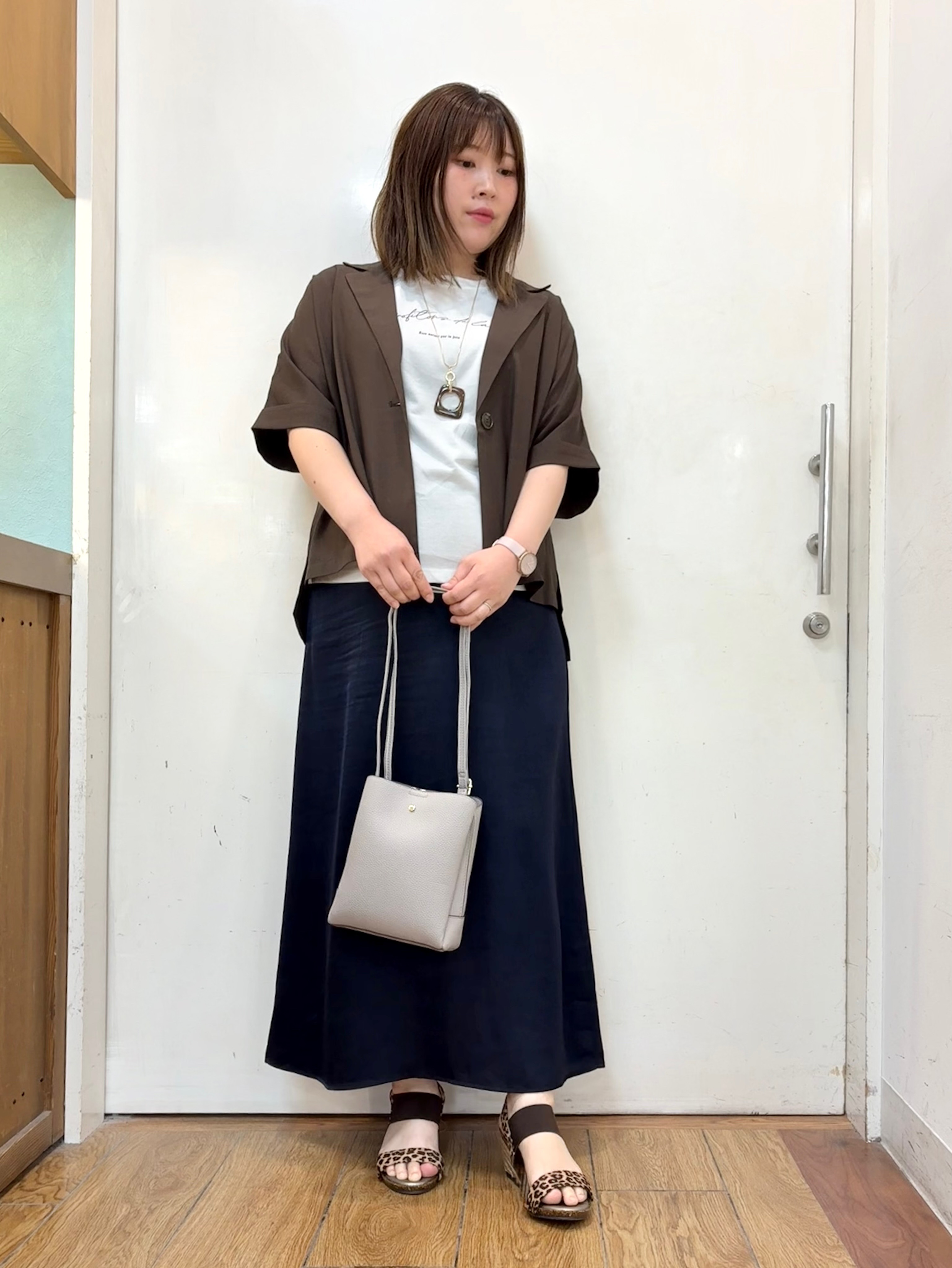 だいわさんの「SHOO･LA･RUE｜【セットアップ可/洗濯後しわになりにくい/S-LL】半袖とろみテーラードジャケット」を使ったコーディネート