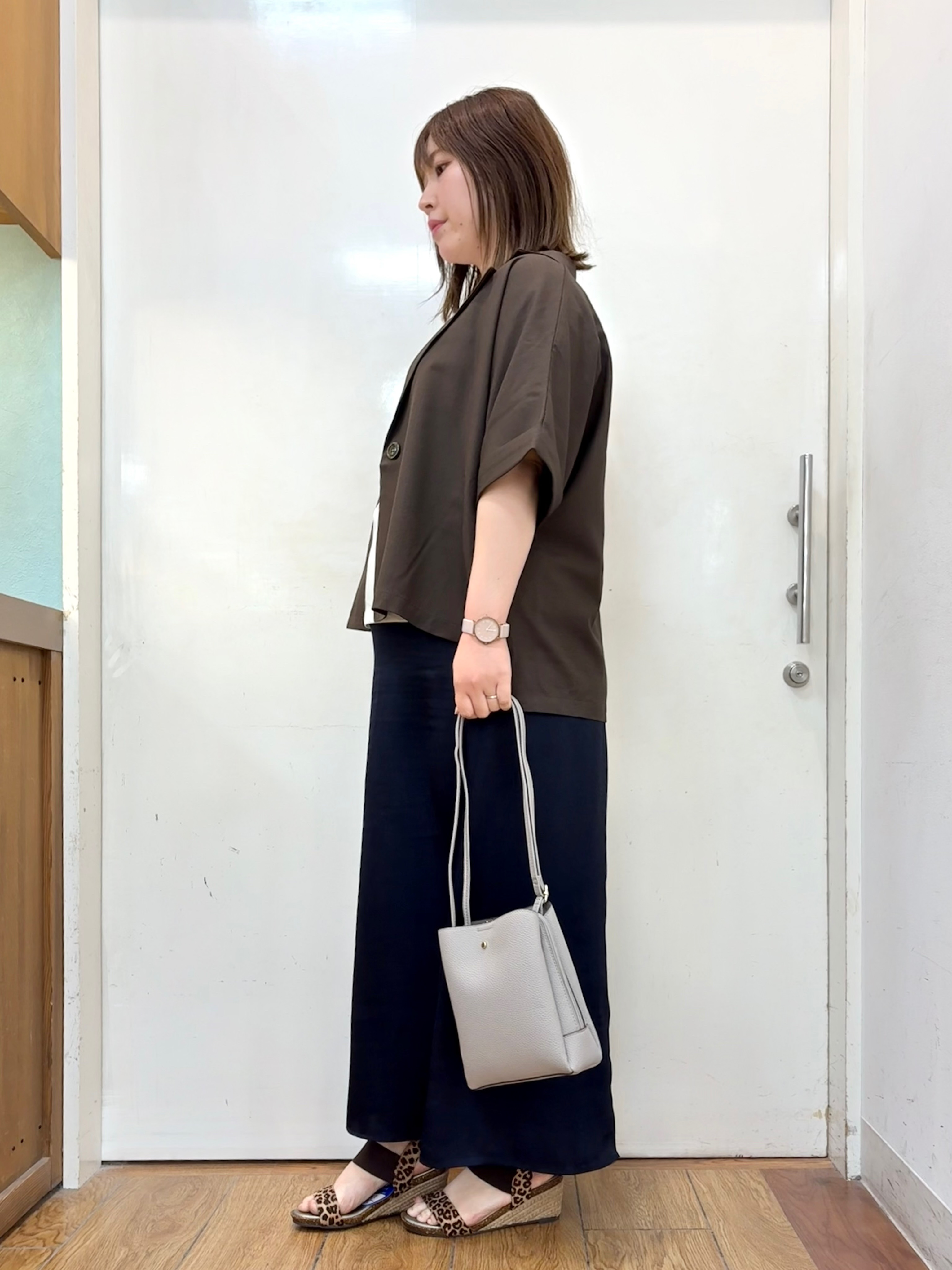 だいわさんの「SHOO･LA･RUE｜【セットアップ可/洗濯後しわになりにくい/S-LL】半袖とろみテーラードジャケット」を使ったコーディネート