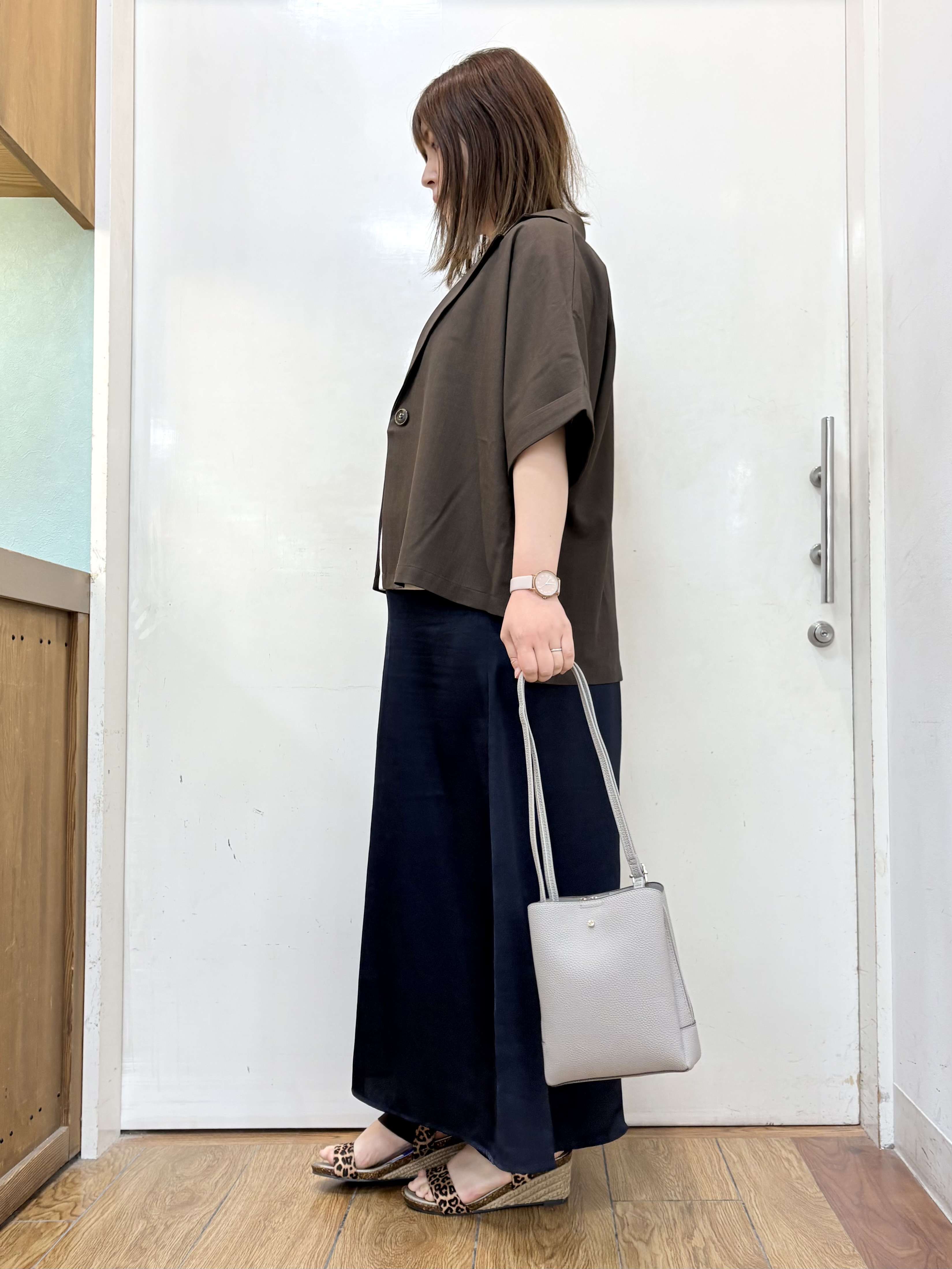 だいわさんの「SHOO･LA･RUE｜【セットアップ可/洗濯後しわになりにくい/S-LL】半袖とろみテーラードジャケット」を使ったコーディネート
